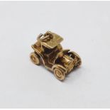 9ct gold vintage motor car charm, gross weight 3.