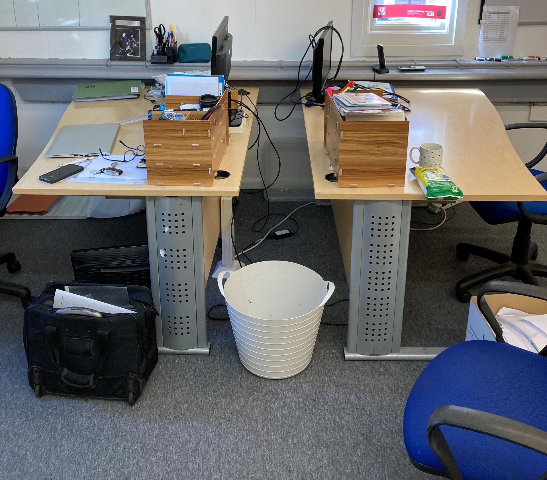 Contents to office - four grey metal four drawer filing cabinets, - Image 4 of 5