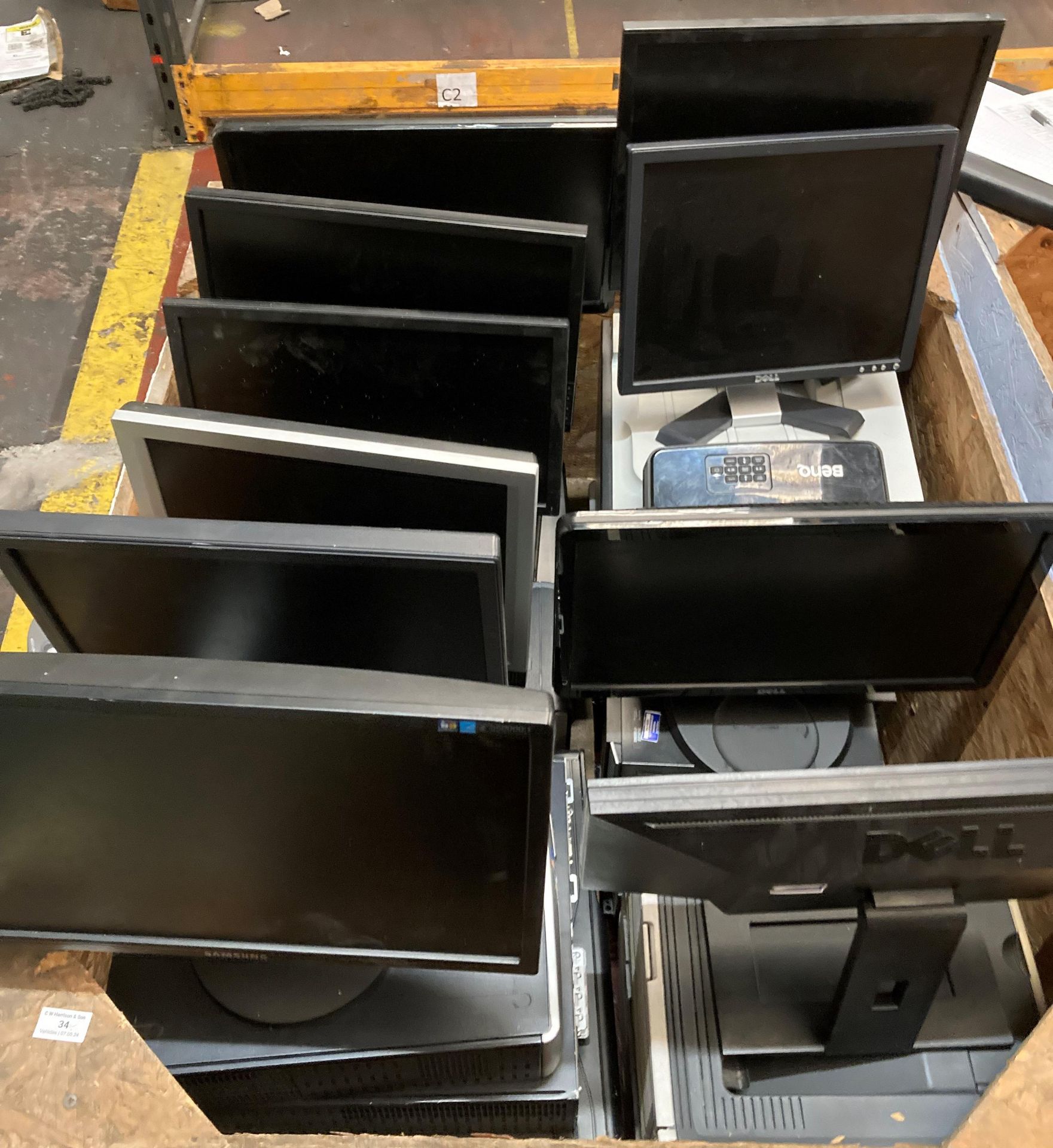 Contents to crate - large quantity of assorted computer equipment including nine assorted sized - Image 2 of 4