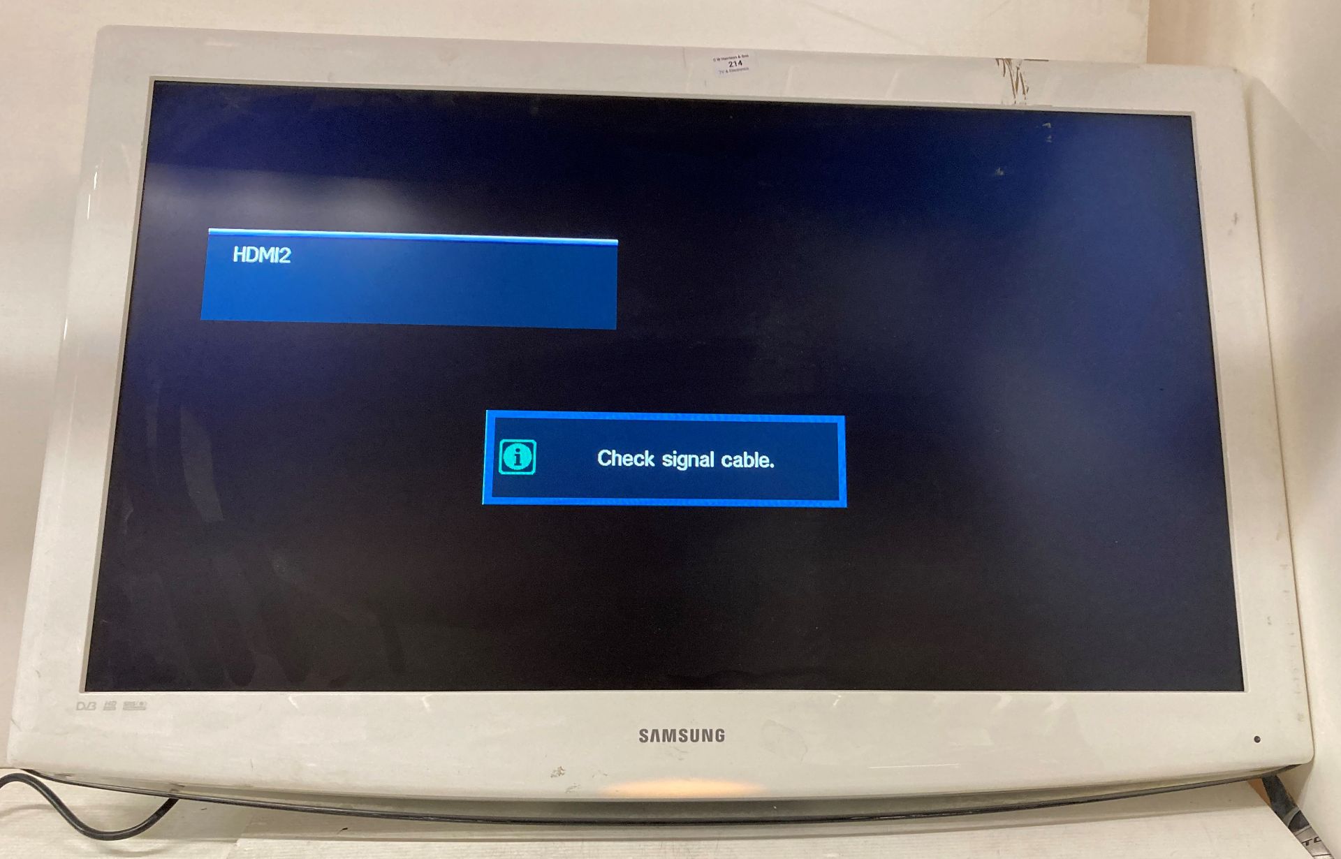 Samsung 40" TV in white model LE40RD86WD (no power lead or remote - no test) (saleroom location: