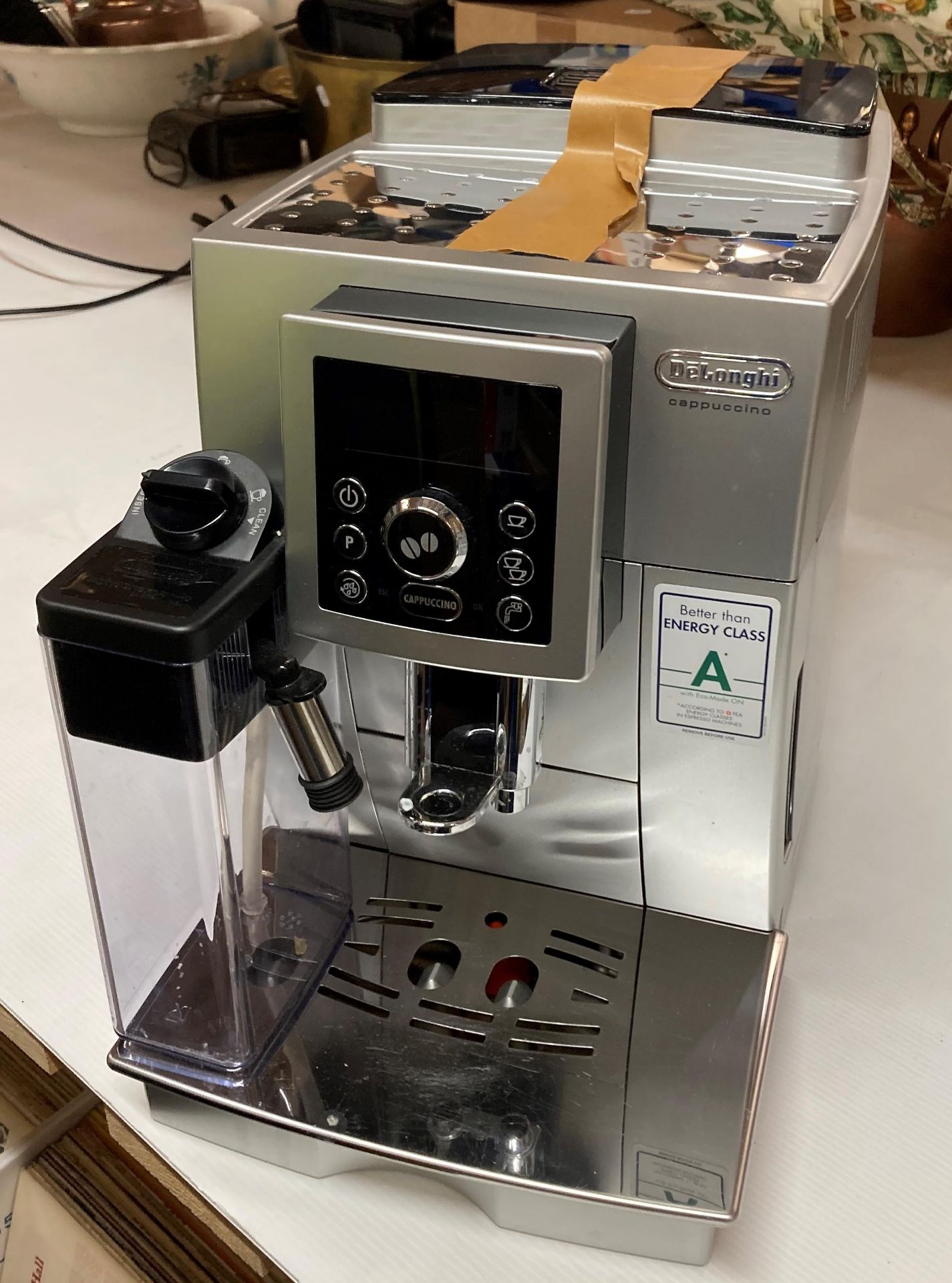 Delonghi cappuccino bean to cup coffee machine (saleroom location: L11) Further