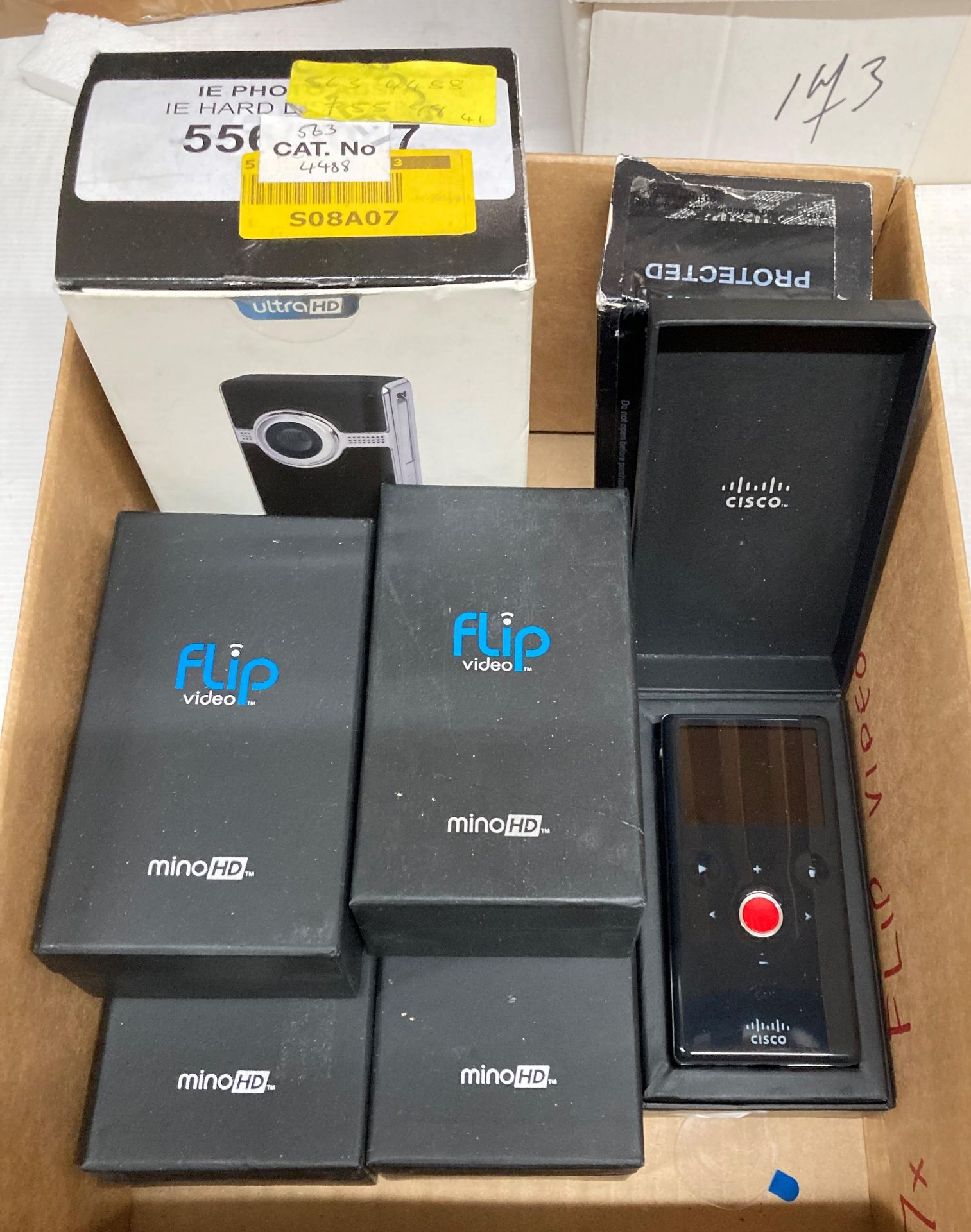 7 x Cisco Flip mino & ultra pocket video recorders (saleroom location: G13) Further