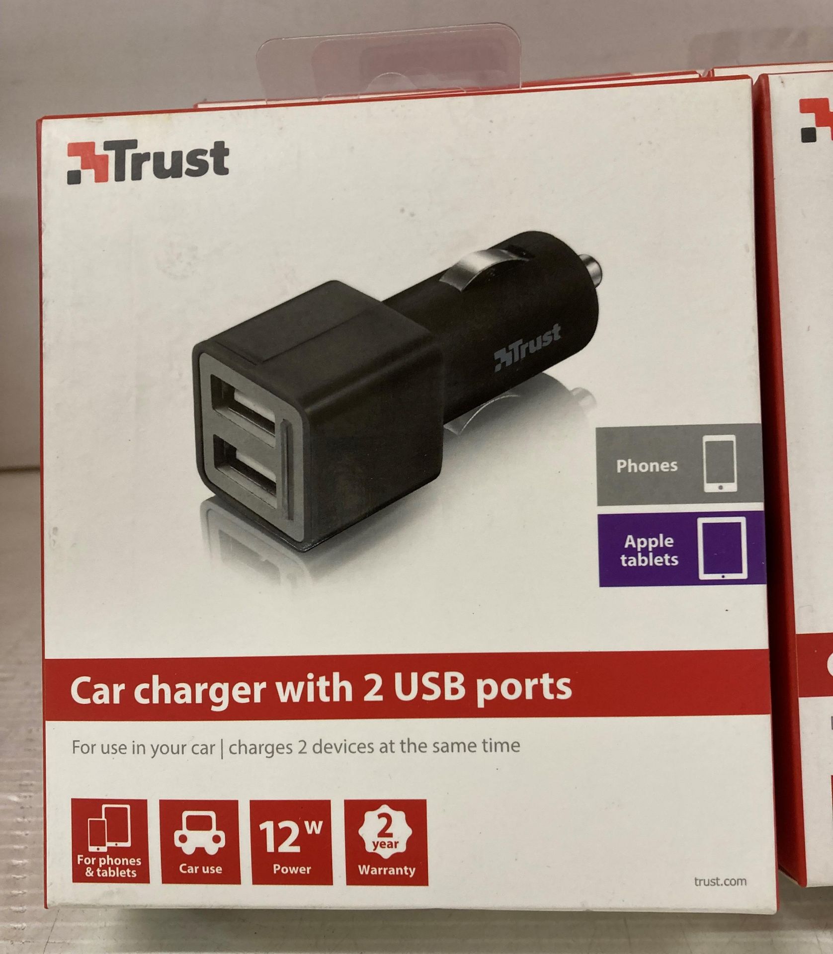 12 x Trust port USB in car chargers (E07) Further Information DISCLAIMER - THE - Image 2 of 2