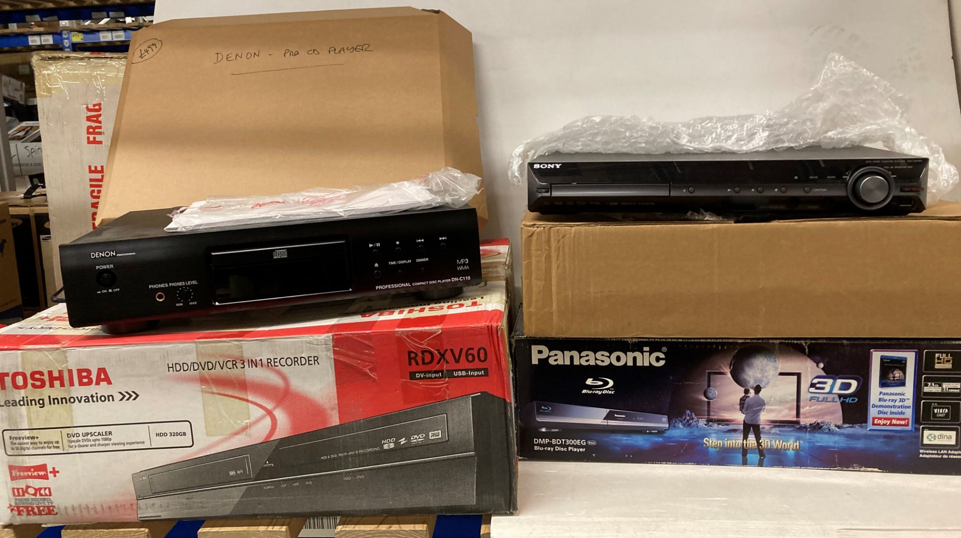 4 x items - a Toshiba 3 in 1 HDD/DVD/VCR recorder, Denon DN-C110 CD player,