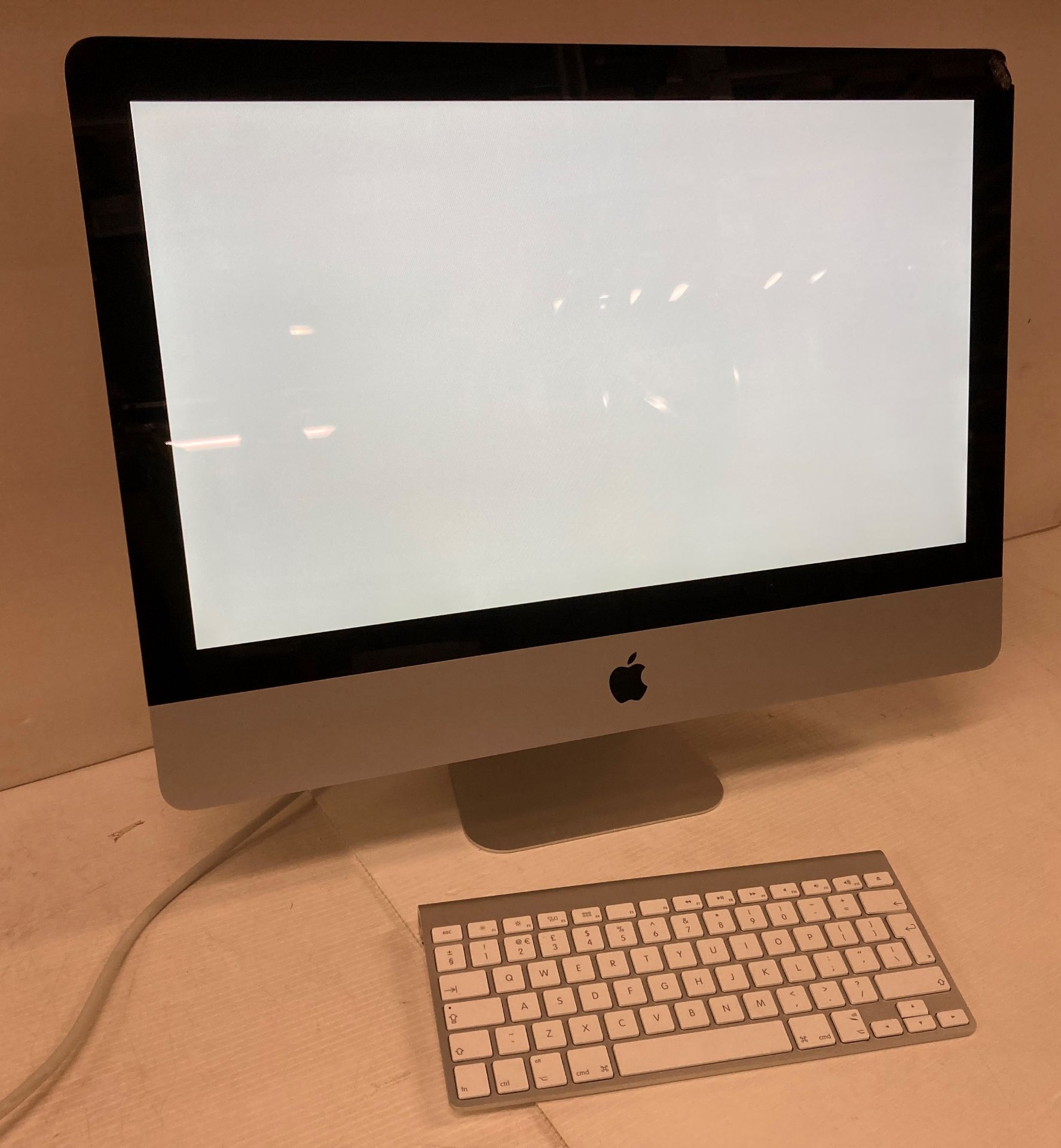 Apple iMac all-in-one monitor complete with power lead and keyboard (boxed - *please note damage to