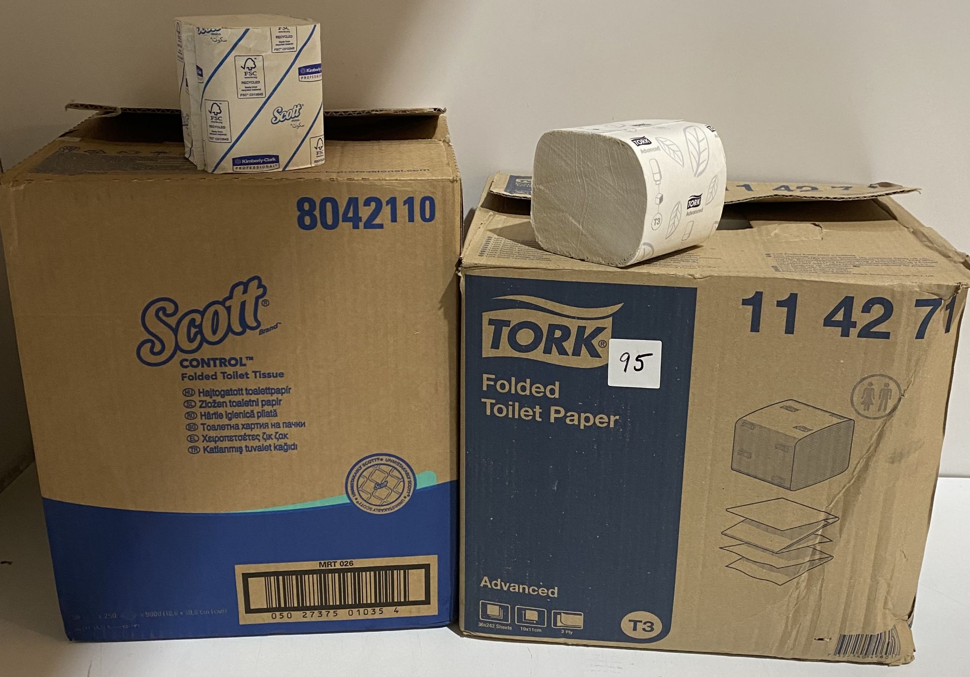 1 x box of 36 x 250 sheets each Scott 18x10cm folded toilet tissue,