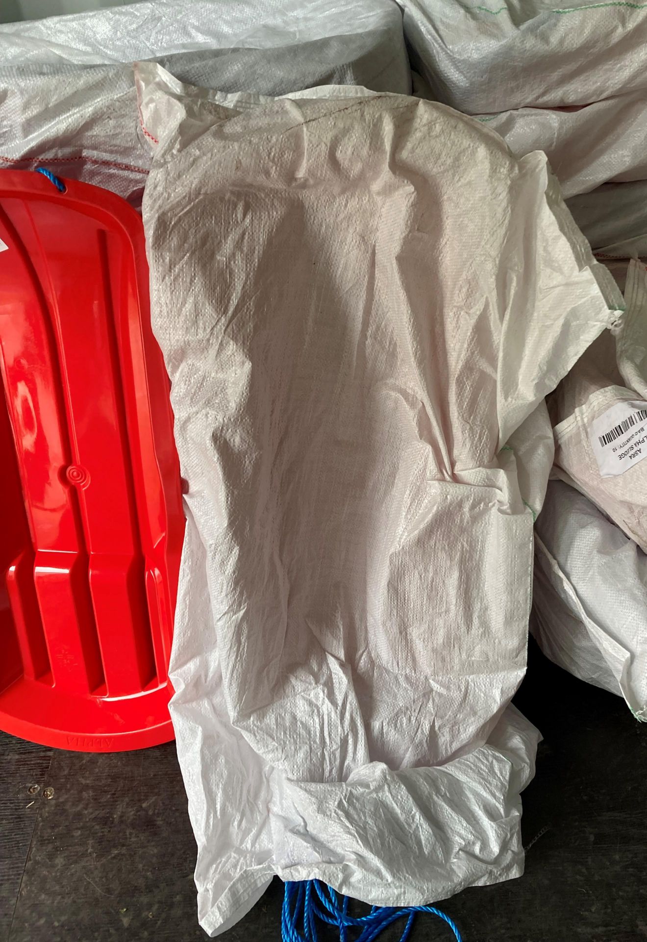 20 x Asra Alpha children's sledges - red (2 x sacks) (saleroom location: container 9) - Image 3 of 4