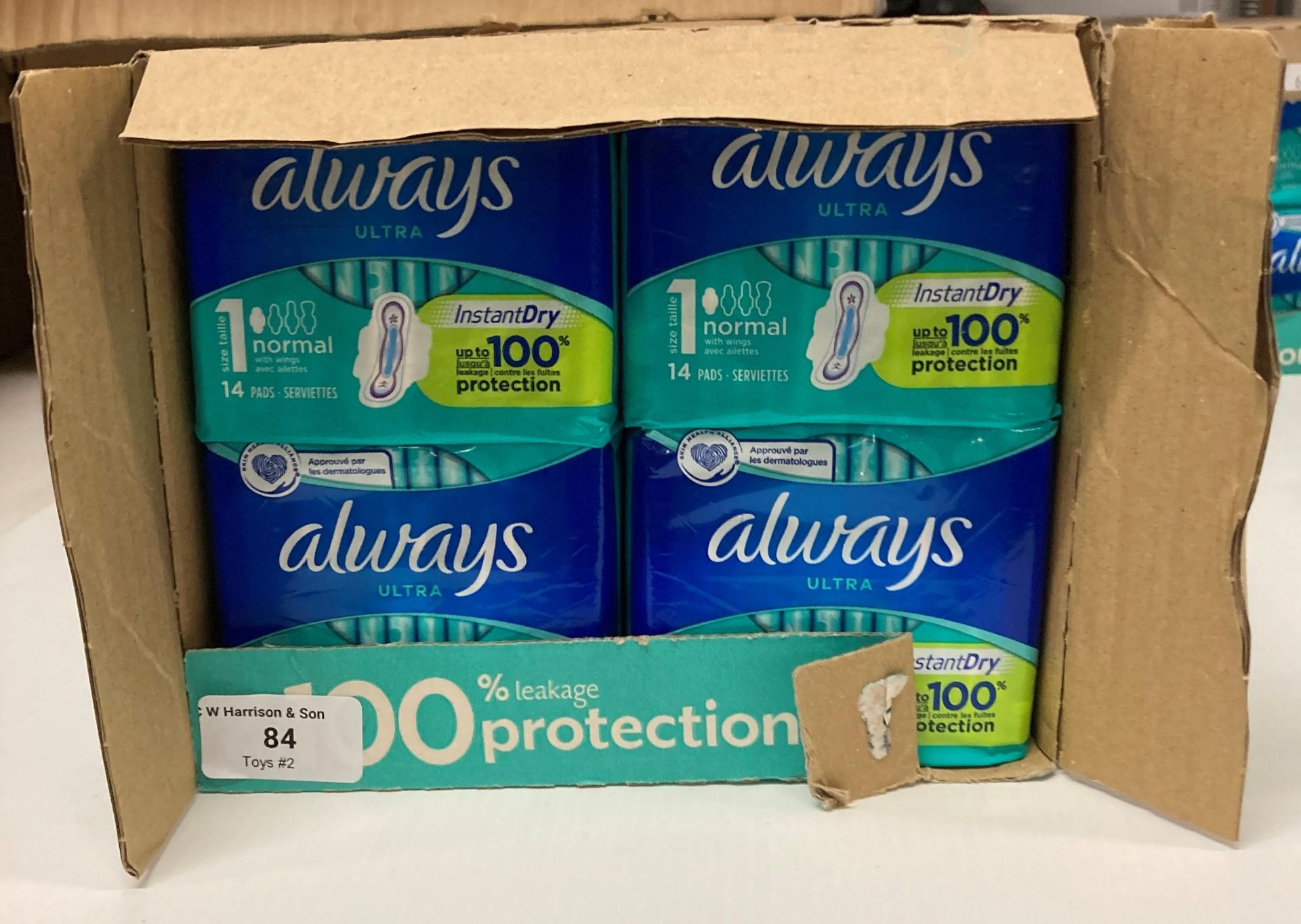 Contents to 2 boxes - 32 x packs of Always Ultra sanitary pads (size 1 - 14 per pack)) (saleroom - Image 3 of 3