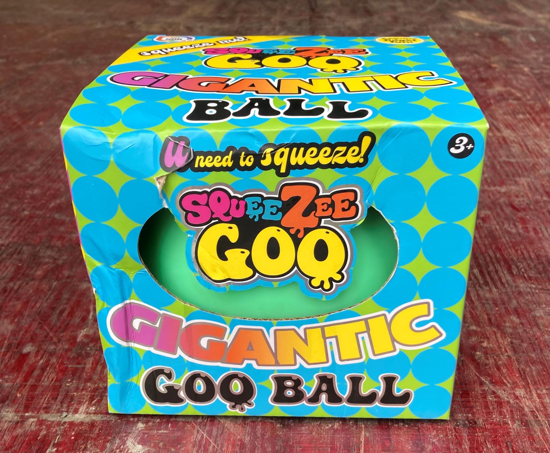 12 x Gigantic Goo squeeze balls/fidget toys (1 x outer box) (saleroom location: container 7)
