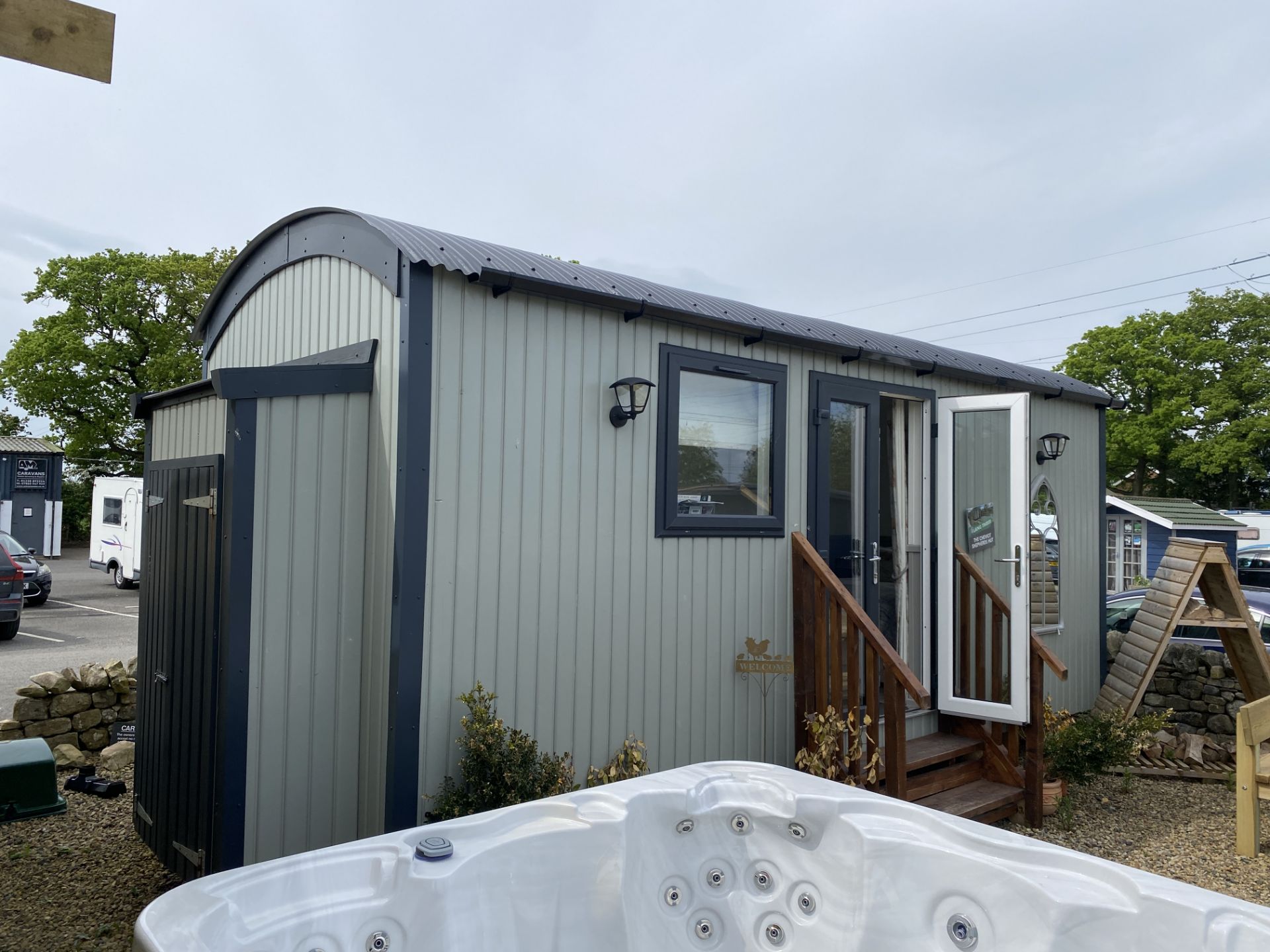 CHEVIOT SHEPHERDS TIMBER HUT (6m x 2. - Image 22 of 31