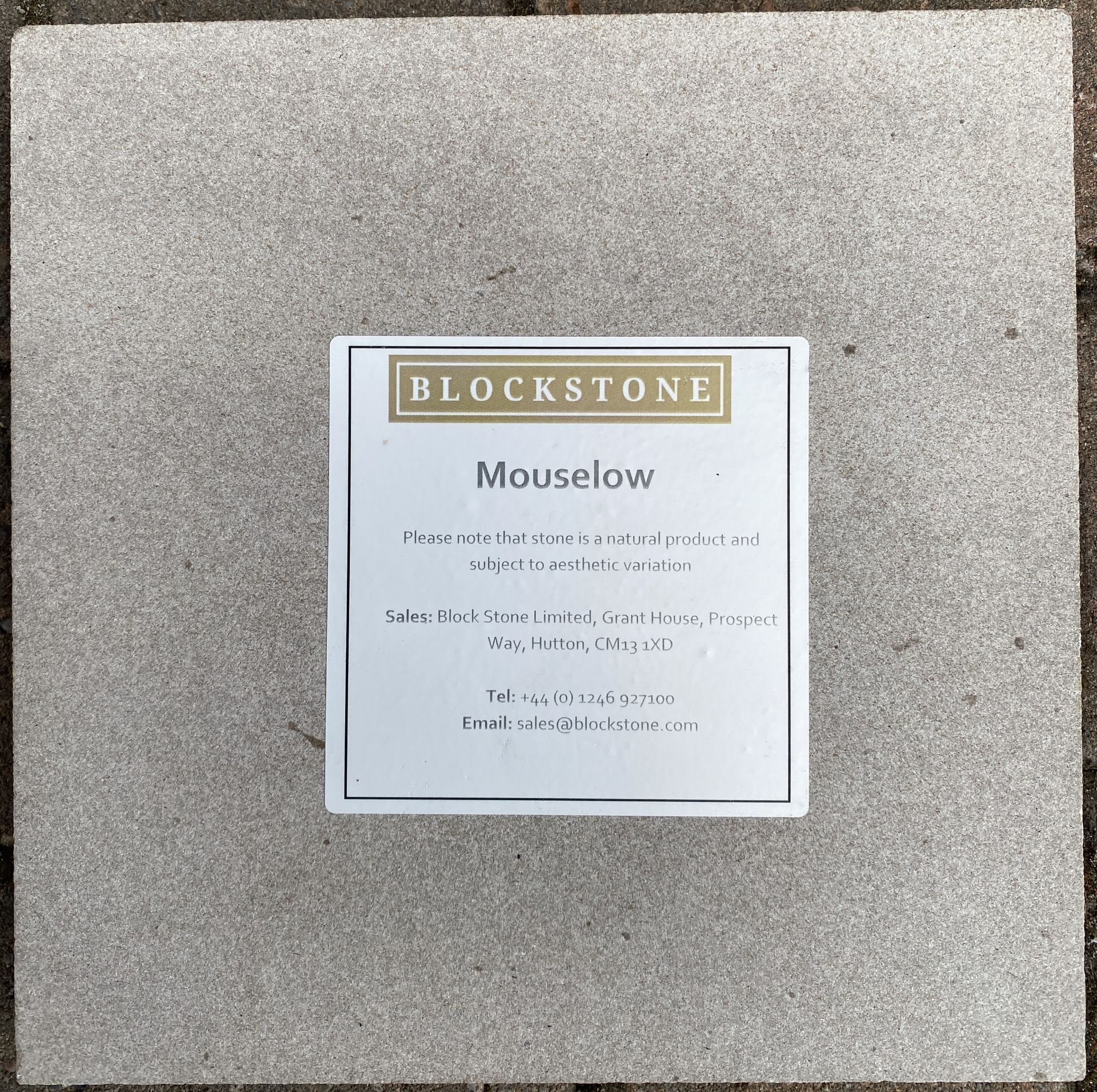 Contents to 3 pallets of BLOCKSTONE MOUSELOW NATURAL SANDSTONE, RUBBED FINISH FACING/PATIO STONE. - Image 7 of 8