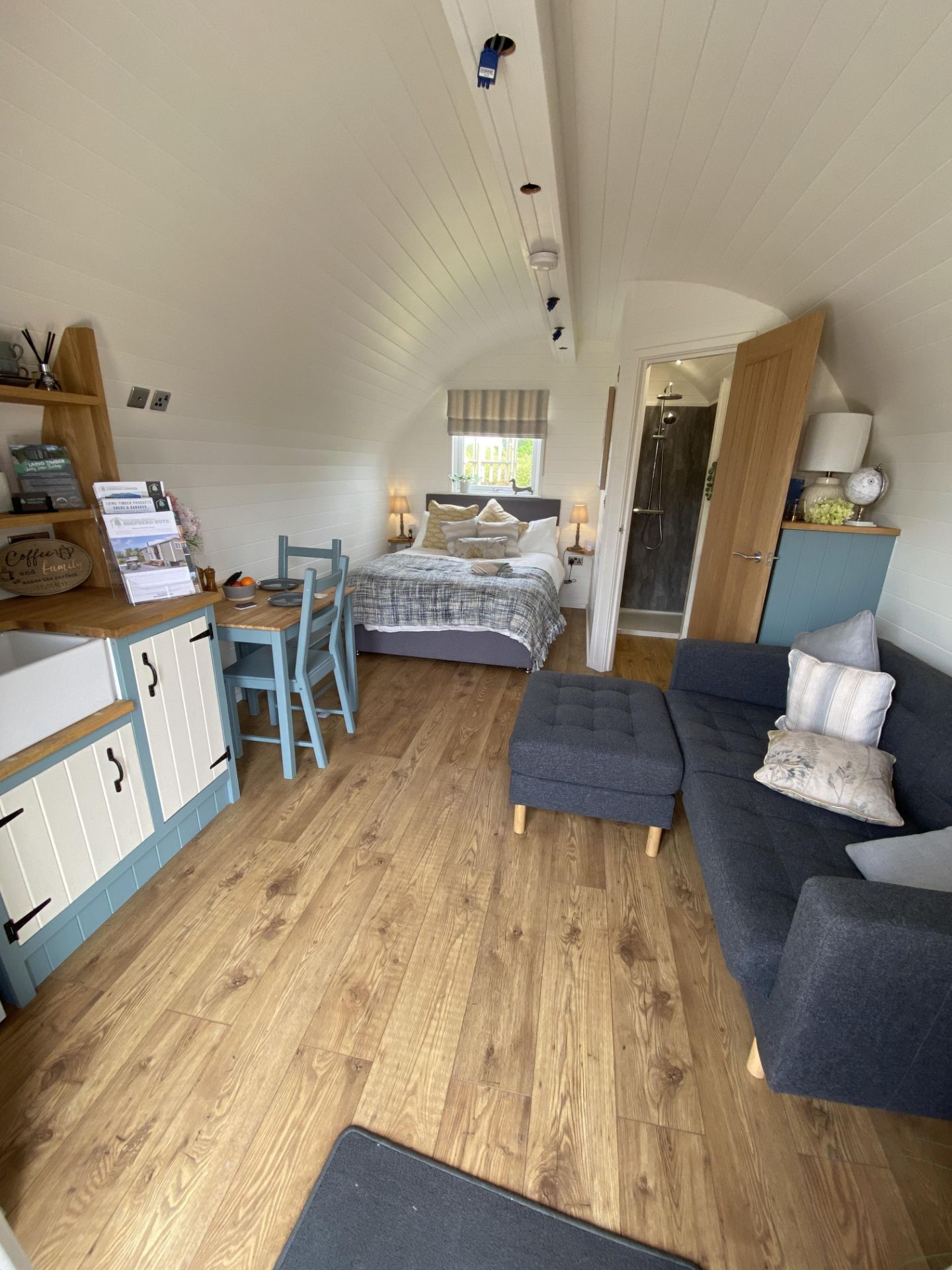 EDEN CAMPING POD (6m x 3m approx) Open Plan Layout, - Image 3 of 27