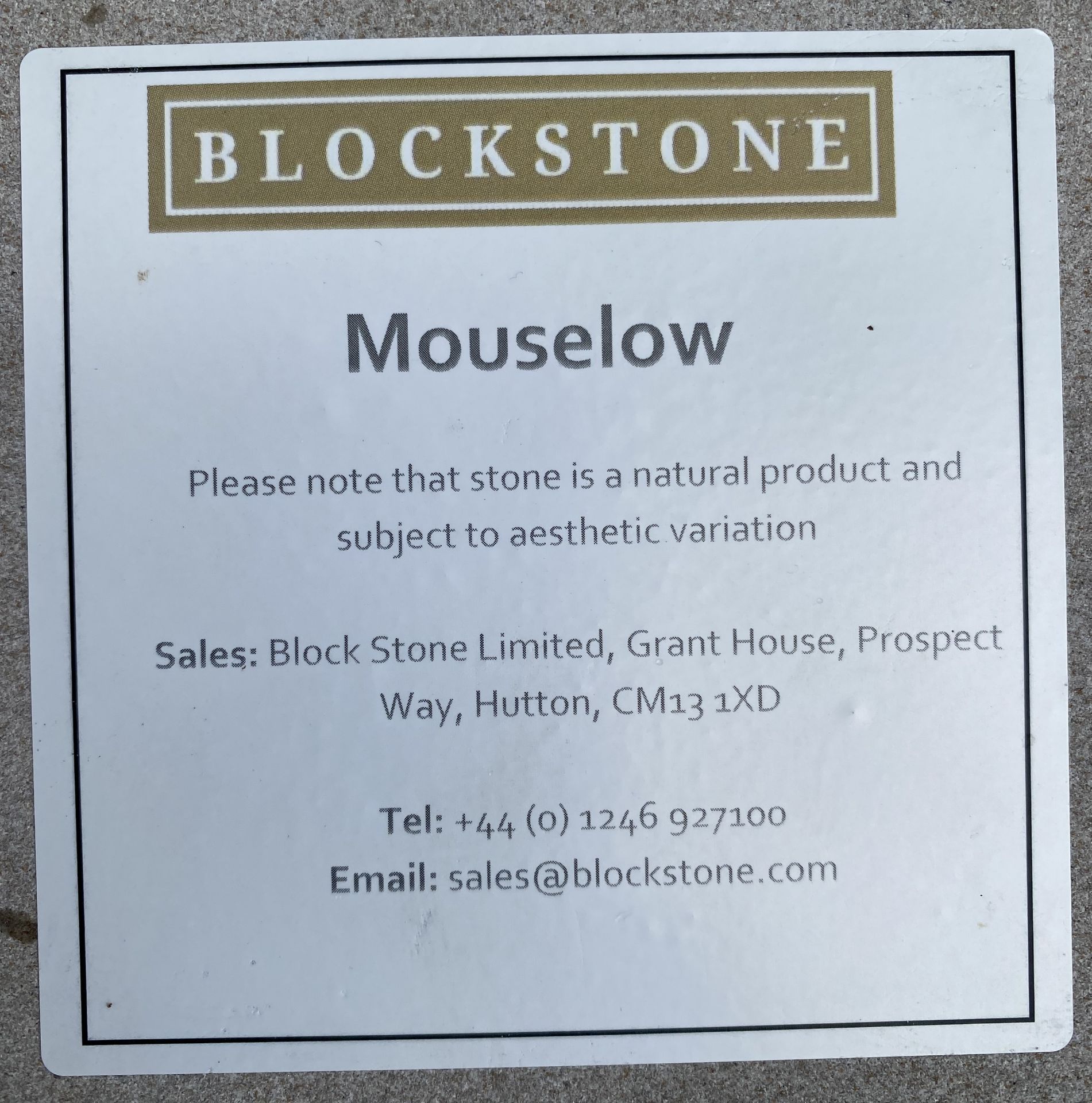 Contents to 3 pallets of BLOCKSTONE MOUSELOW NATURAL SANDSTONE, RUBBED FINISH FACING/PATIO STONE. - Image 8 of 8