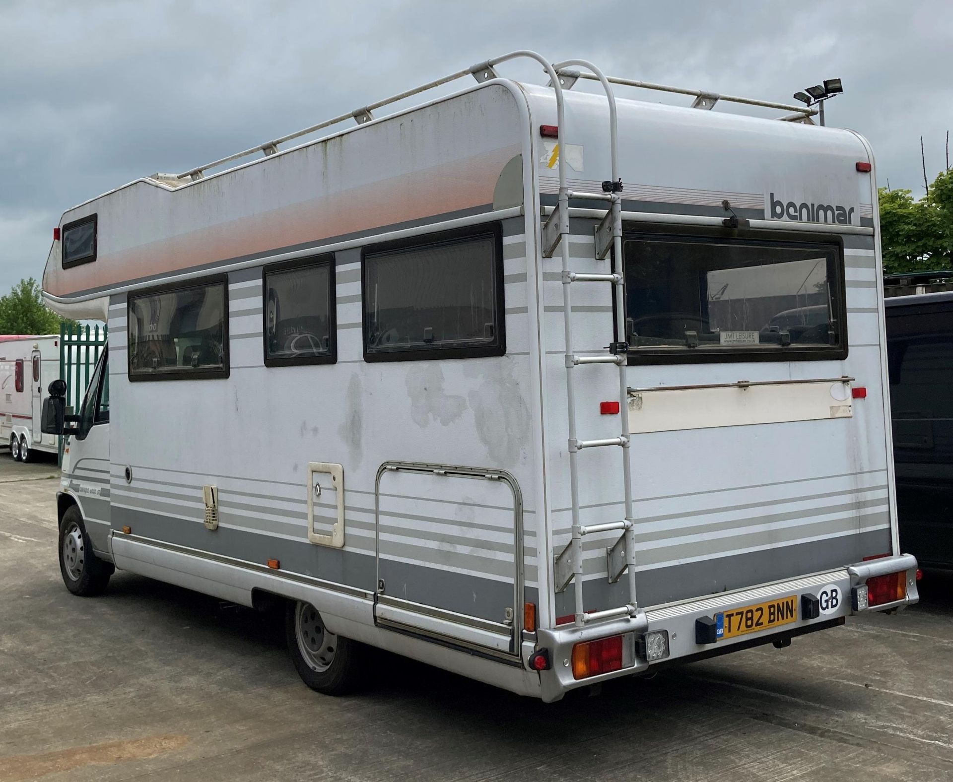 FIAT BENIMAR EUROPE 6000 ST 2.8 IDTD MOTOR CARAVAN - diesel - white. - Image 4 of 17