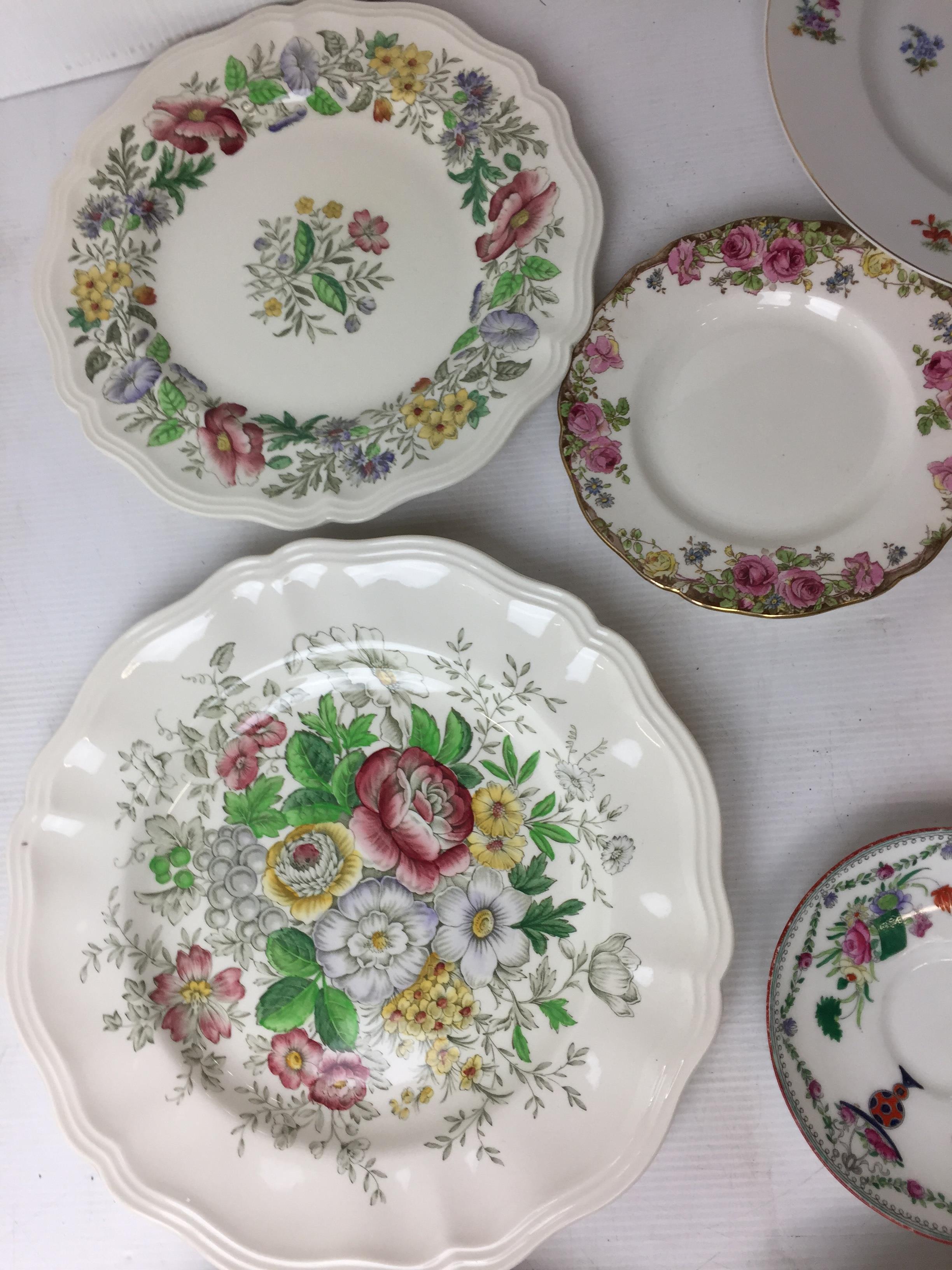 Two boxes containing nineteen plates and saucers including Royal Doulton Stratford Malvern and - Image 3 of 7