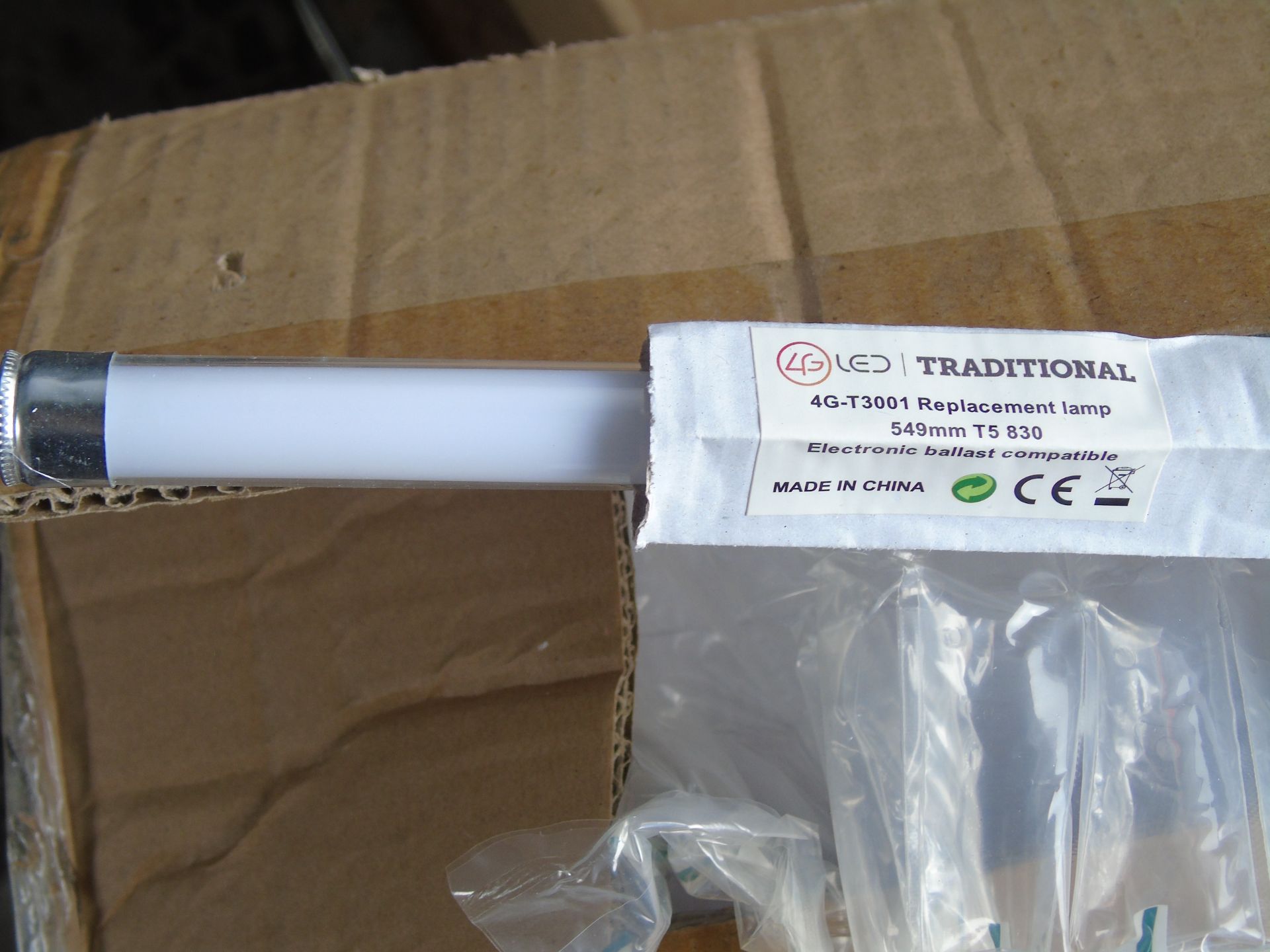2 x boxes of 50 549mm LED T5 tubes compatible with Fluorescent Ballasts ...