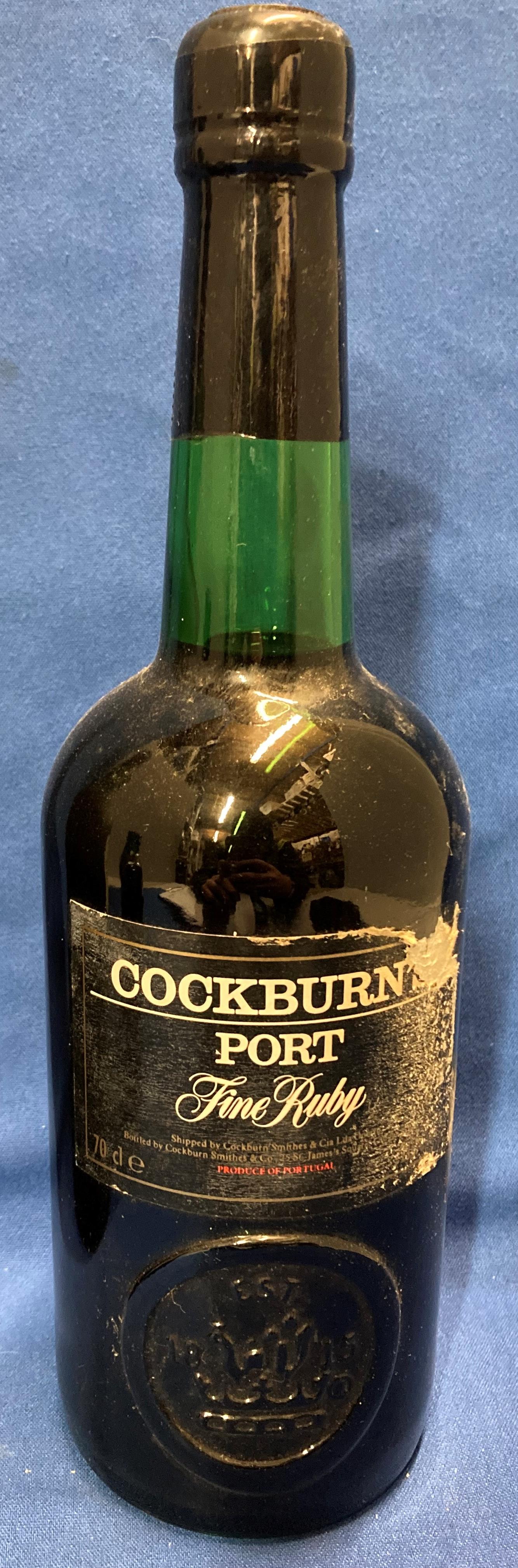 A 70cl bottle of Cockburn's Fine Ruby Port, - Image 3 of 4