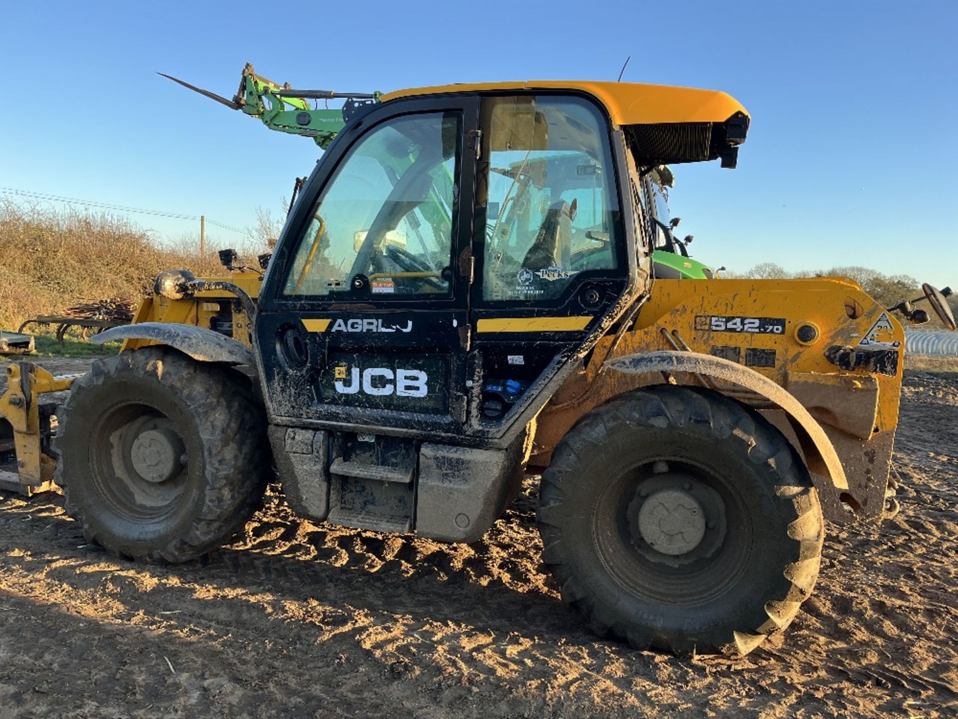 2020 JCB 542.