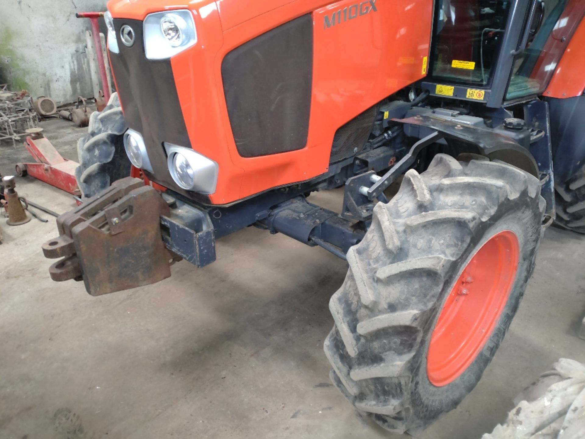 2015 Kubota M110GX 4 wd tractor, reg FJ64 EHO, 1571 hours, 340/85 R 38 rear wheels and tyres, - Image 12 of 15