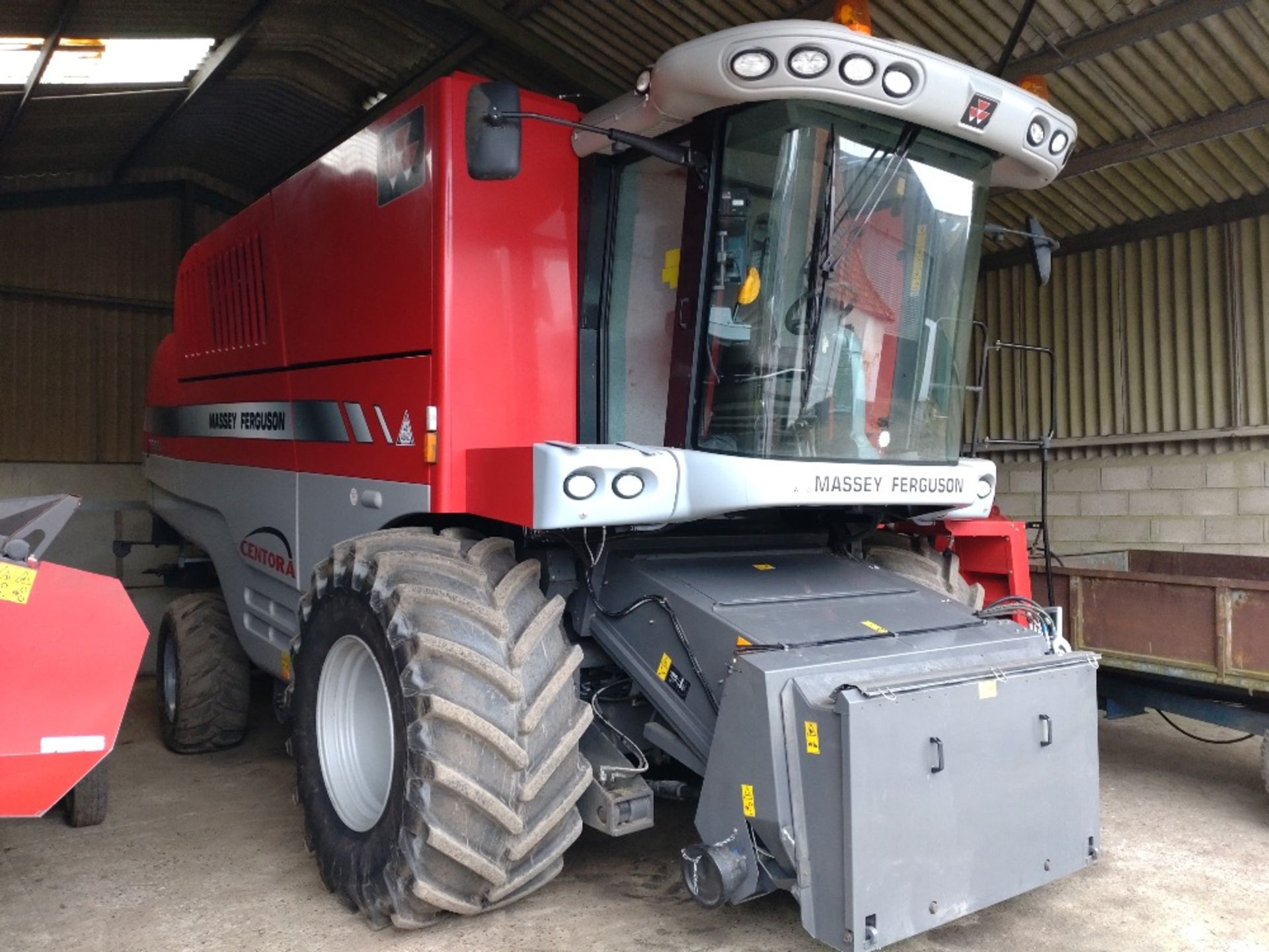 2010 Massey Ferguson Centura 7280 Combine, reg AY10 DUR, 1601 engine hours, 1293 drum hours,