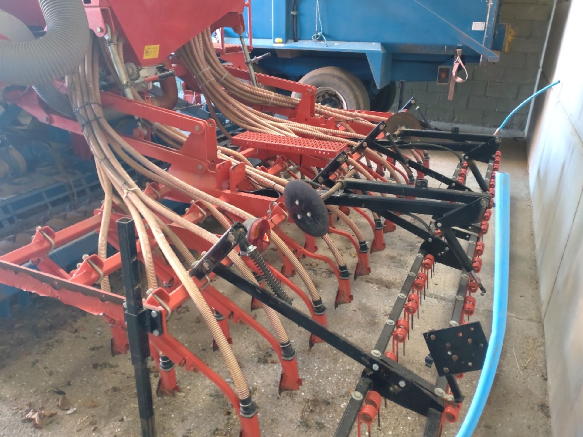 KRM Nev2512 Sola 4m seed drill c/w control box and 2002 Rabe 4m Power Harrow Corvex P4000 s/n - Image 2 of 7