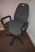 *Gas-Lift Office Chair in Grey