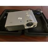 *HP DLPVP6121 LCD Projector
