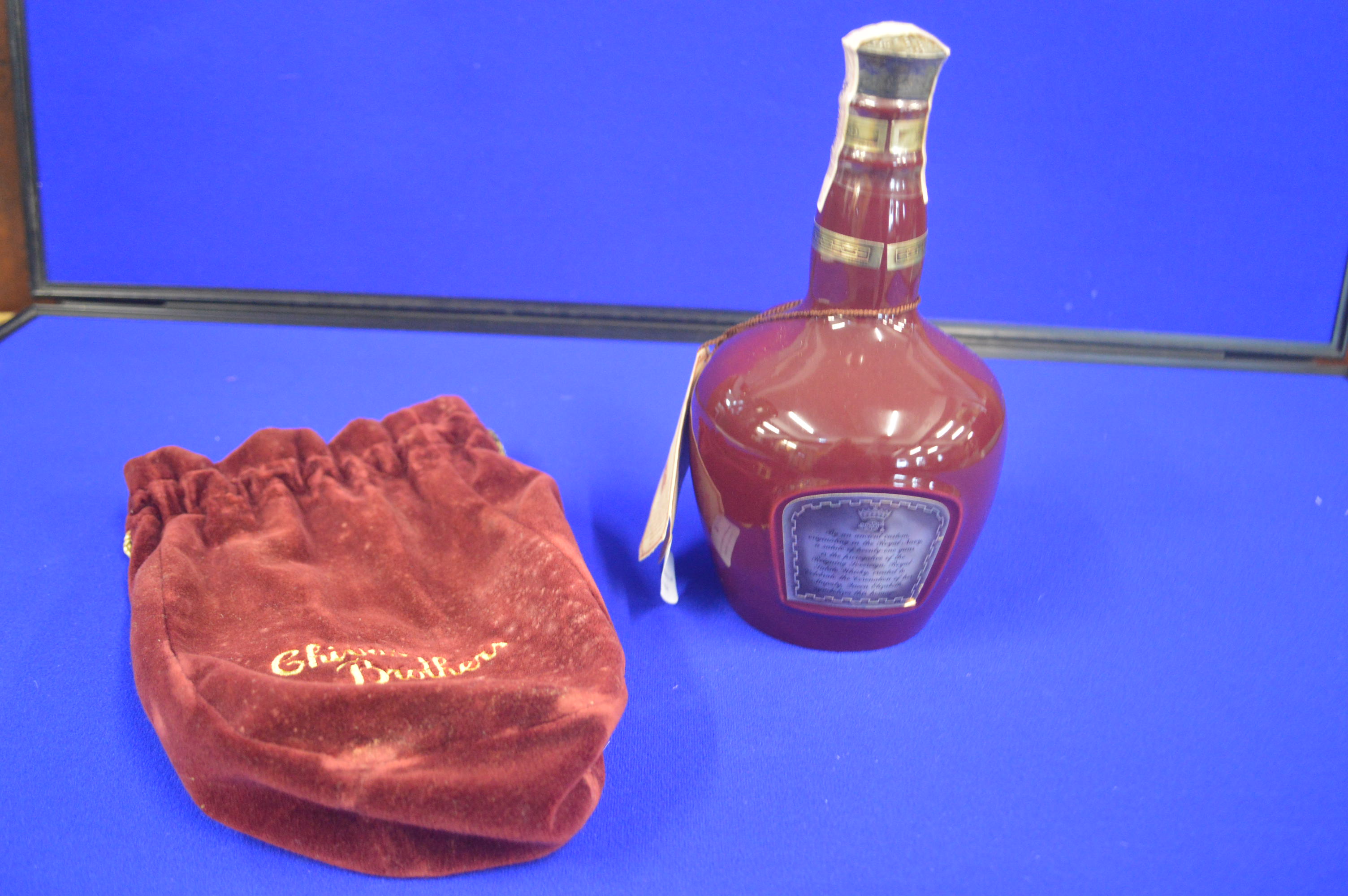 Chivas Royal Salute 21 Year Old Scotch Whisky in Wade Ceramic Presentation Flagon, and Velvet - Image 3 of 3