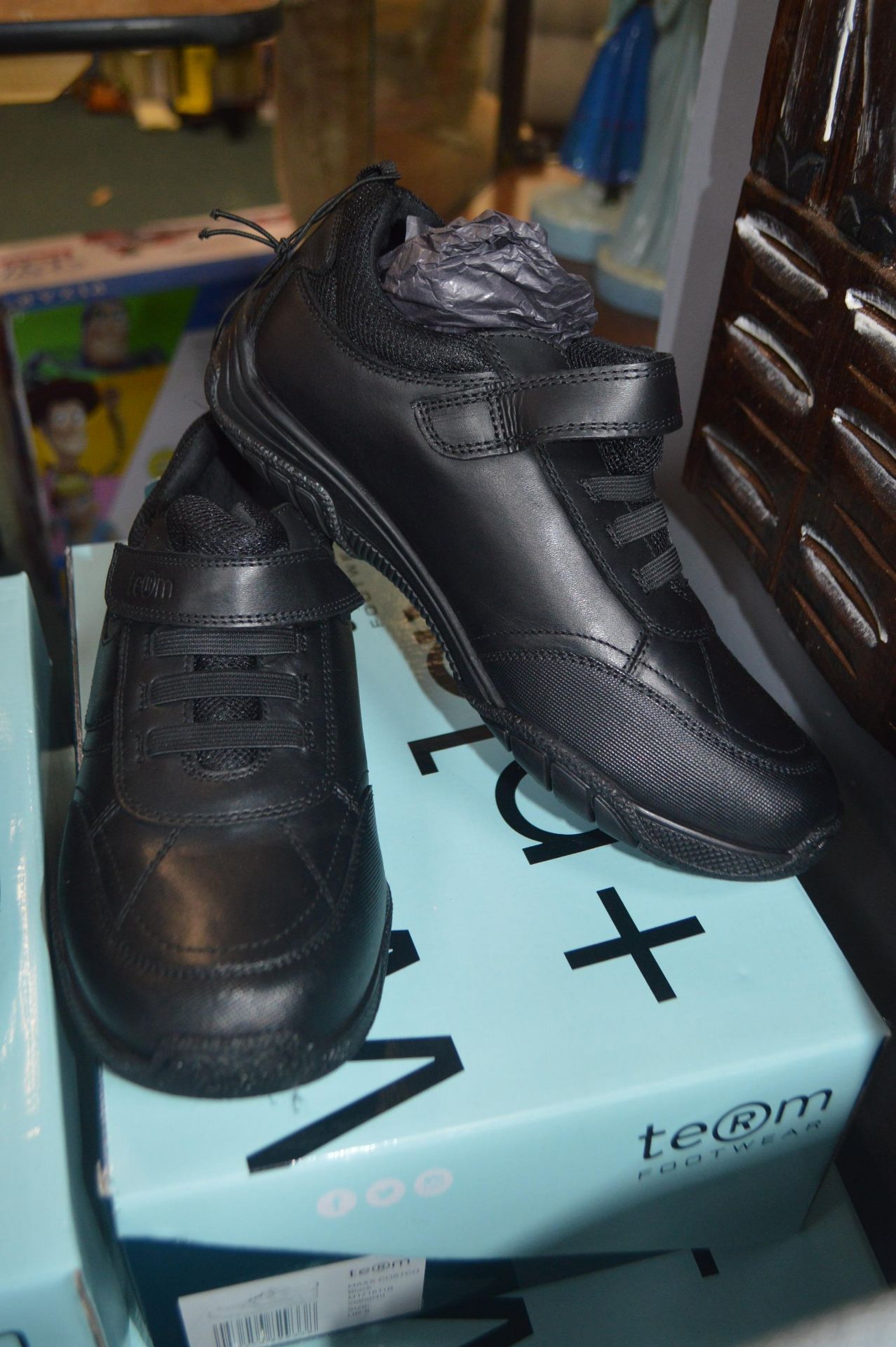 Term Children’s Black School Shoes Size: 5