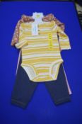 Carter’s 4pc Baby Set Size: 6 Months