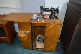 Pfaff Electric Sewing Machine with Cabinet and Con