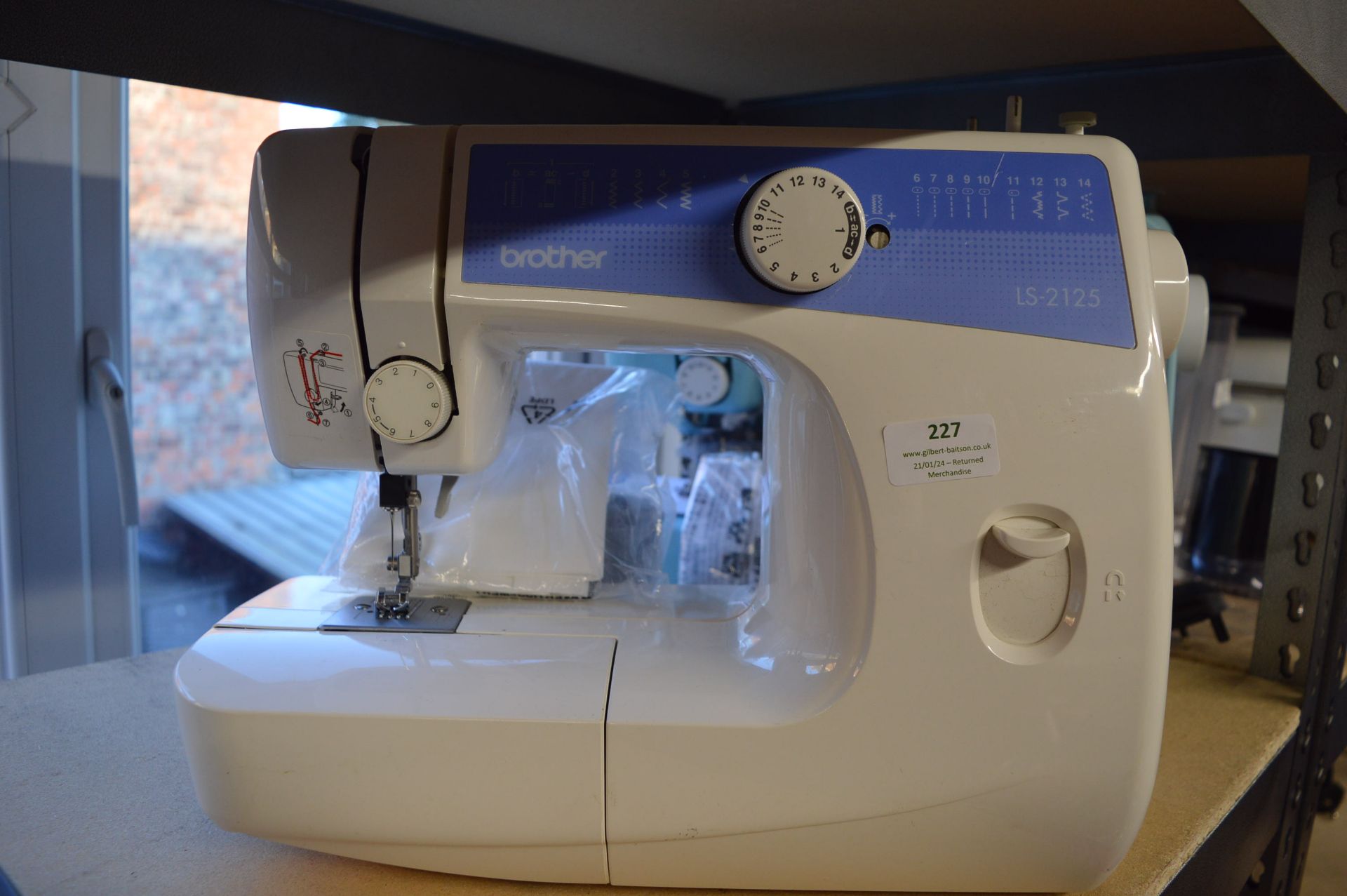 *Brother LS-2125 Sewing Machine