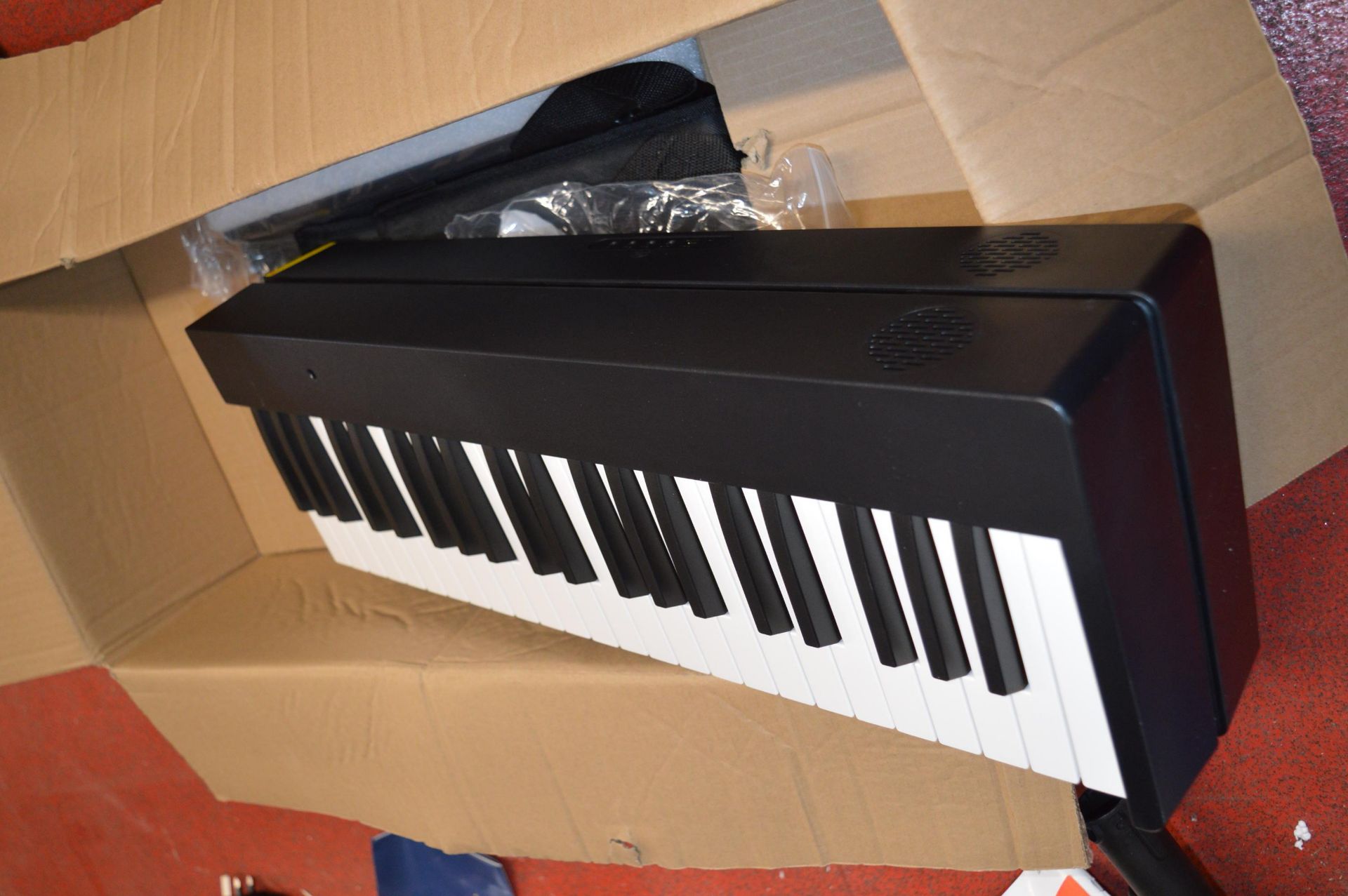 *Foldable Piano - Image 2 of 3