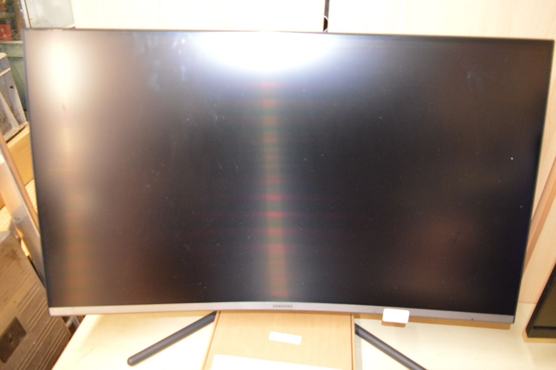 *Samsung U32R590CWR Monitor