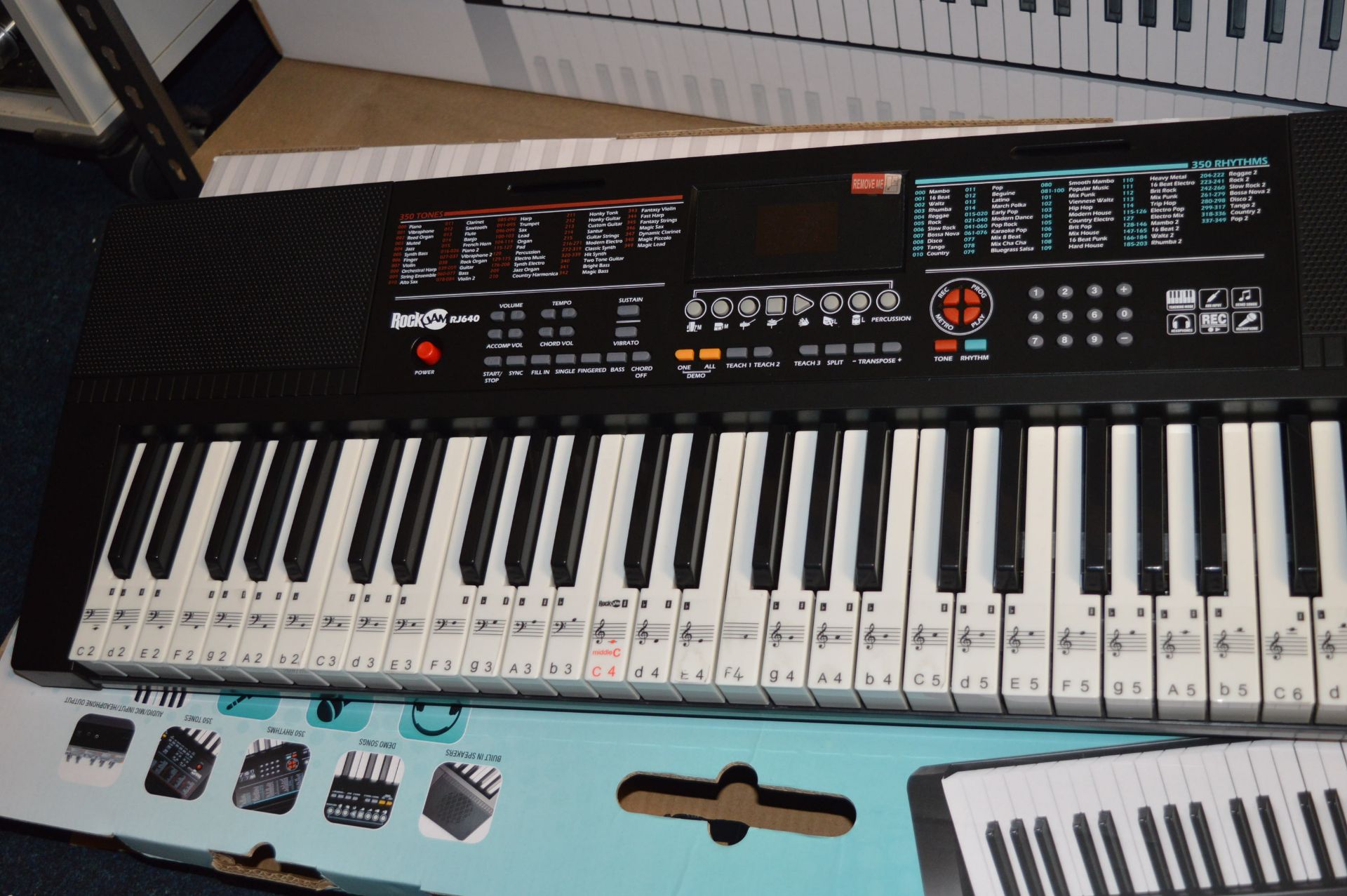 *Rock Jam RJ640 Keyboard - Image 3 of 5