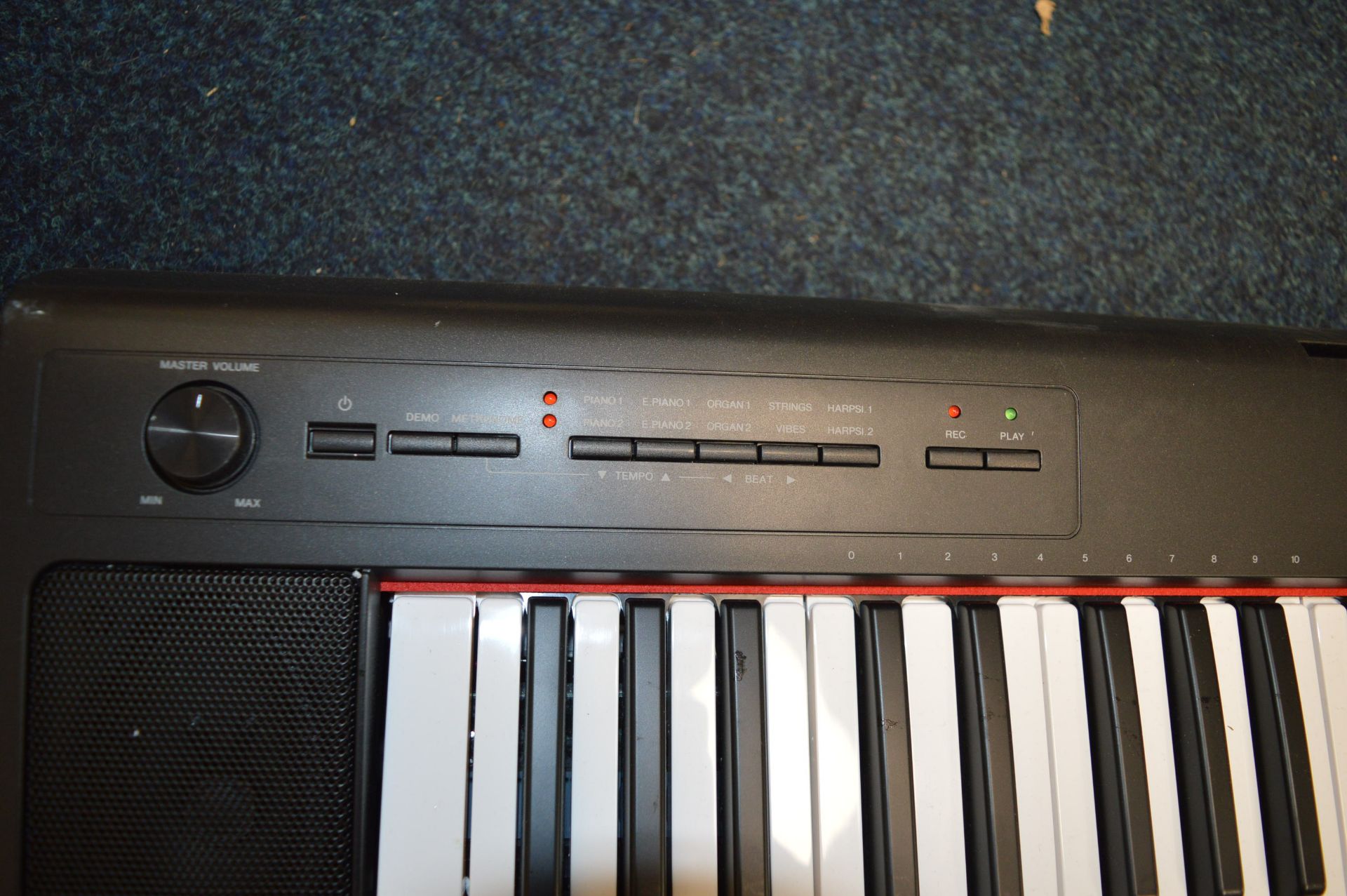 *Yamaha MP32 Keyboard - Image 3 of 3