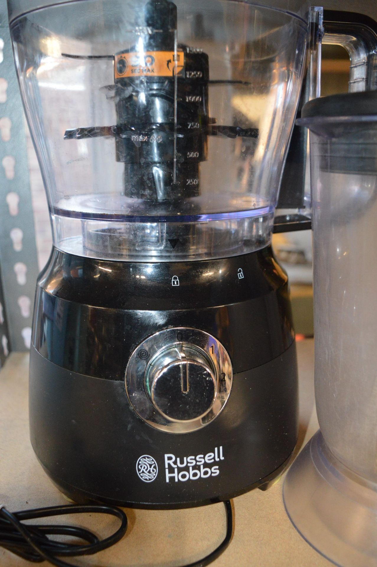 *Russell Hobbs Blender Set - Image 2 of 2