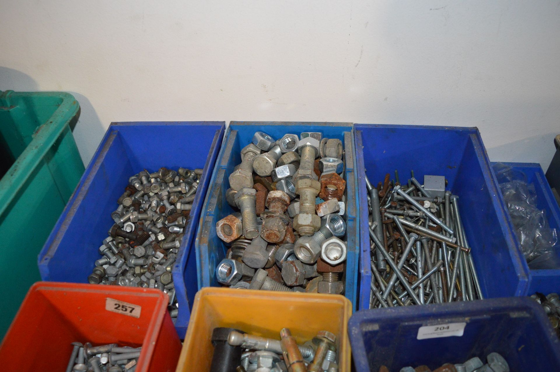 Mixed Lot Including Bolts, Screws, Wall Fixings, etc. - Image 6 of 6