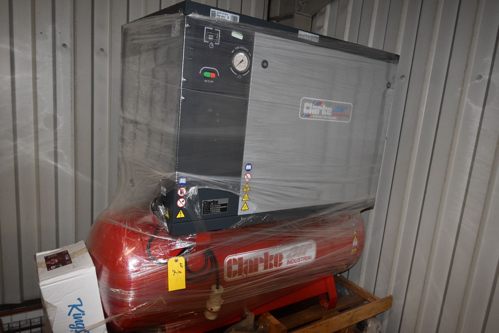 *Clarke Air Industrial Compressor 2019, Model SSE36C270N, 86 hours, Three Phase - Image 4 of 4