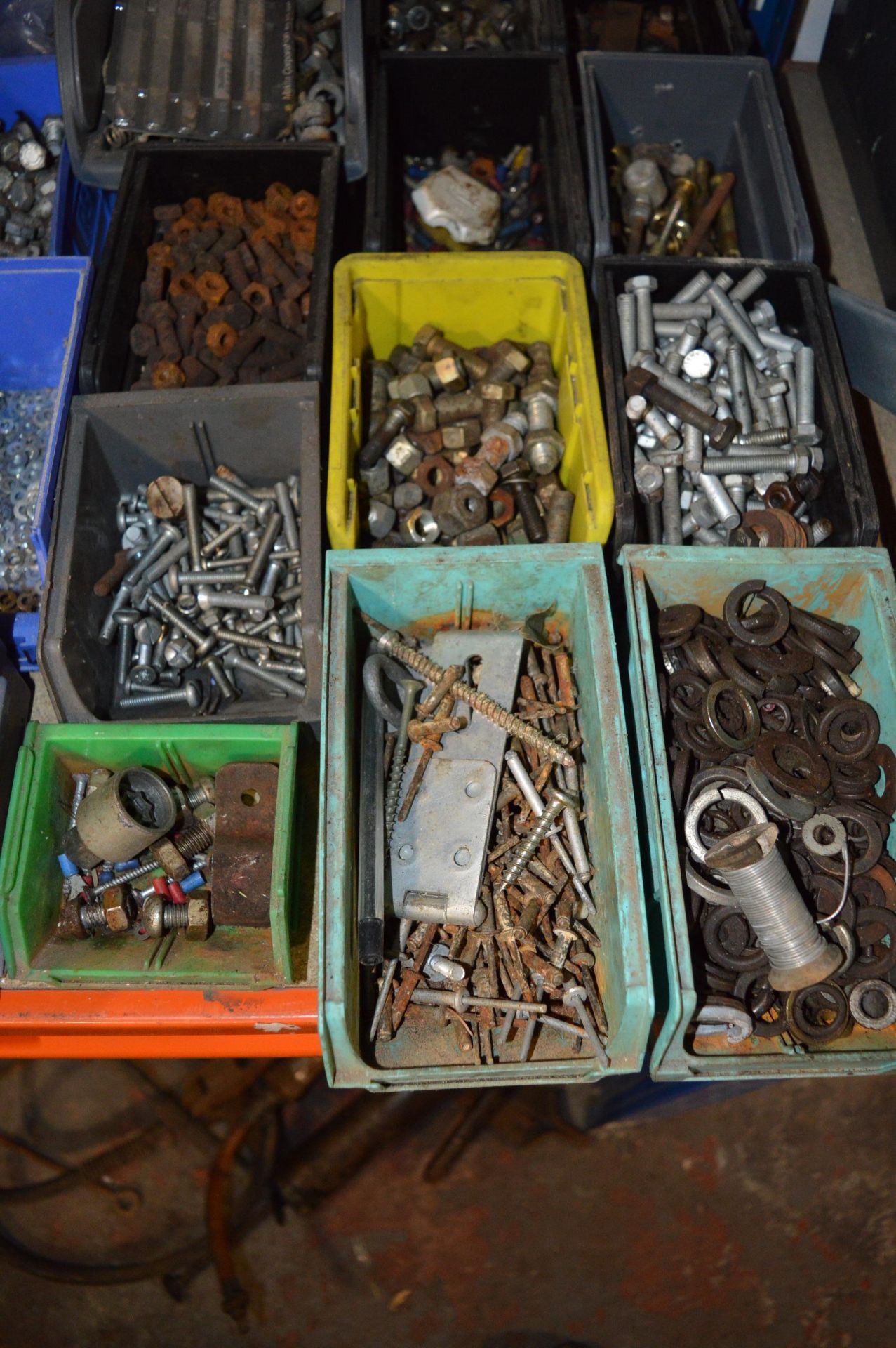 Mixed Lot Including Bolts, Screws, Wall Fixings, etc. - Image 4 of 6