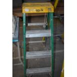 *Youngman Fibreglass Three Tread Steps