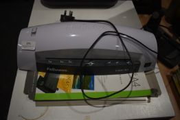 *Fellowes Luna/A4 Laminator with Pouches