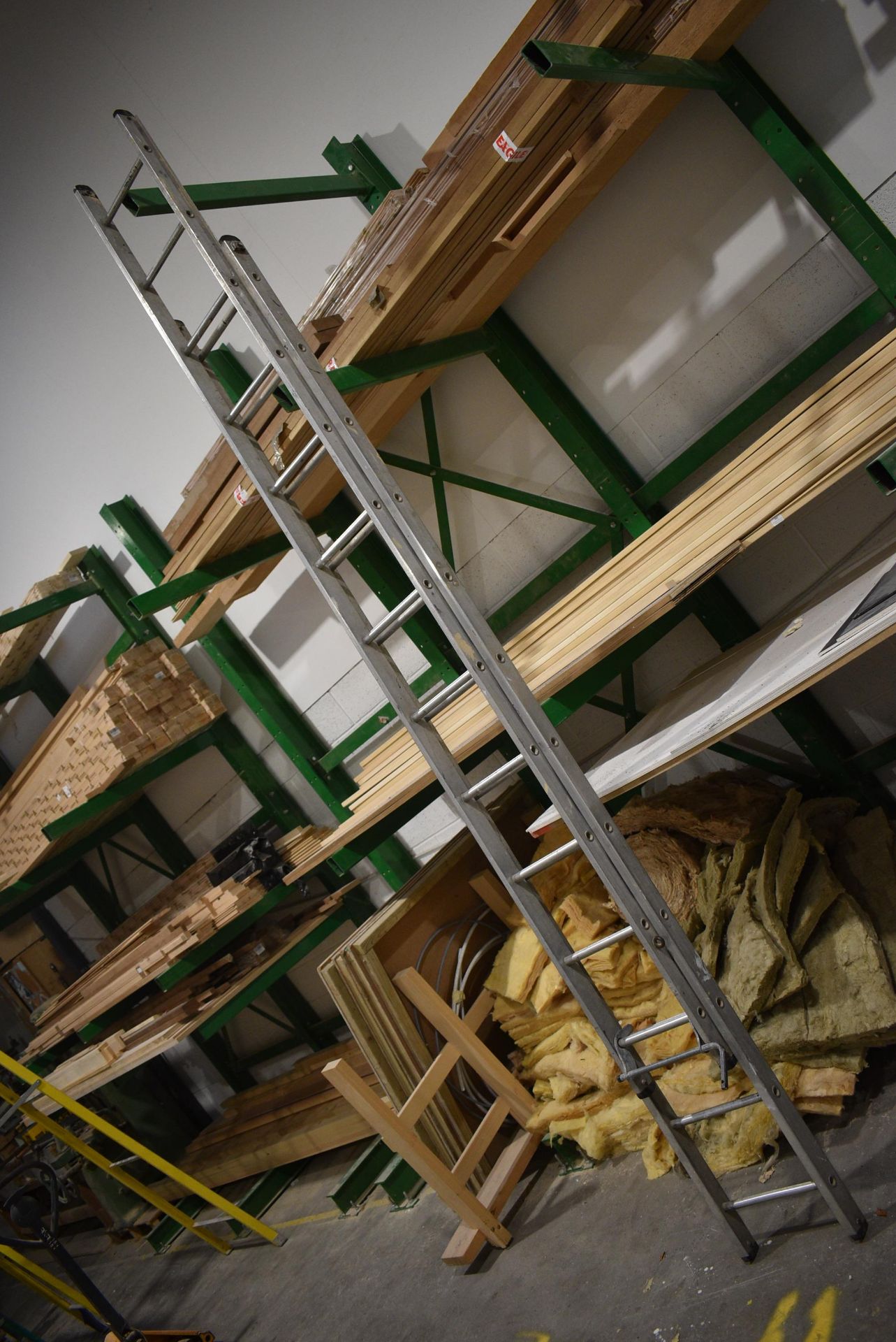 *Twelve Rung Aluminium Extending Ladders