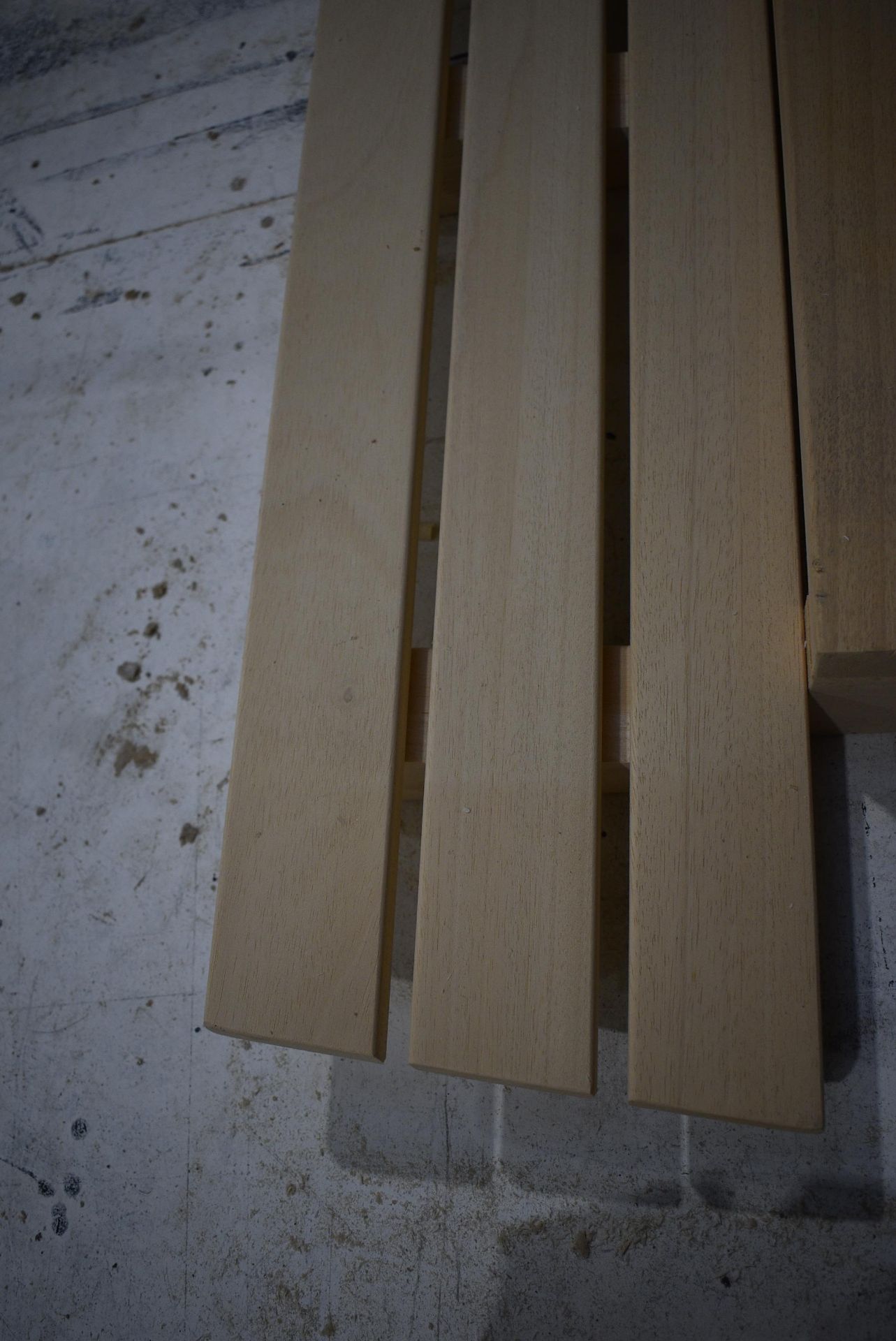 *5ft x 9” and 5.5ft x 9” Wood Sections - Image 3 of 4