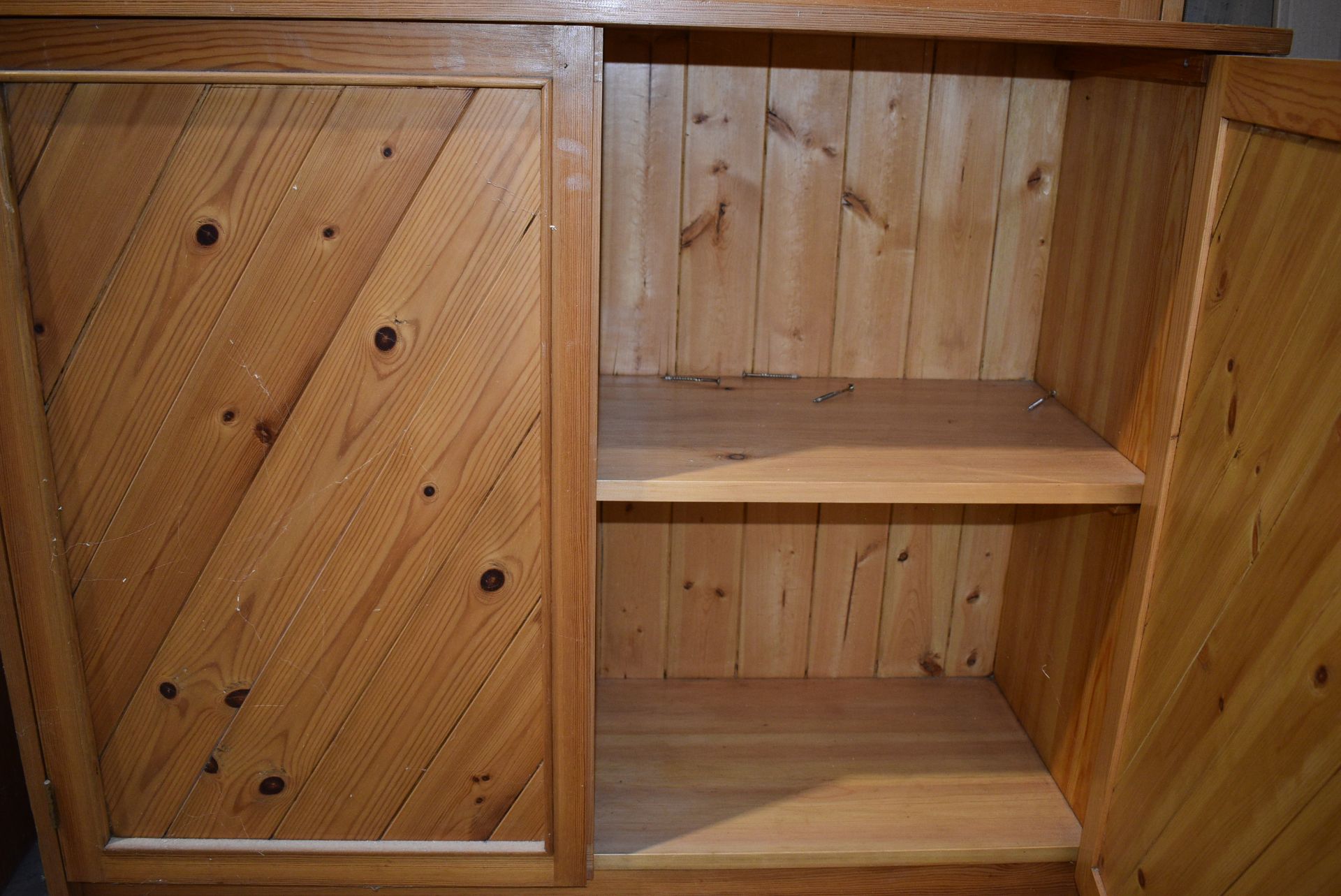 *Pine Glazed Dresser with Keys - Image 3 of 3