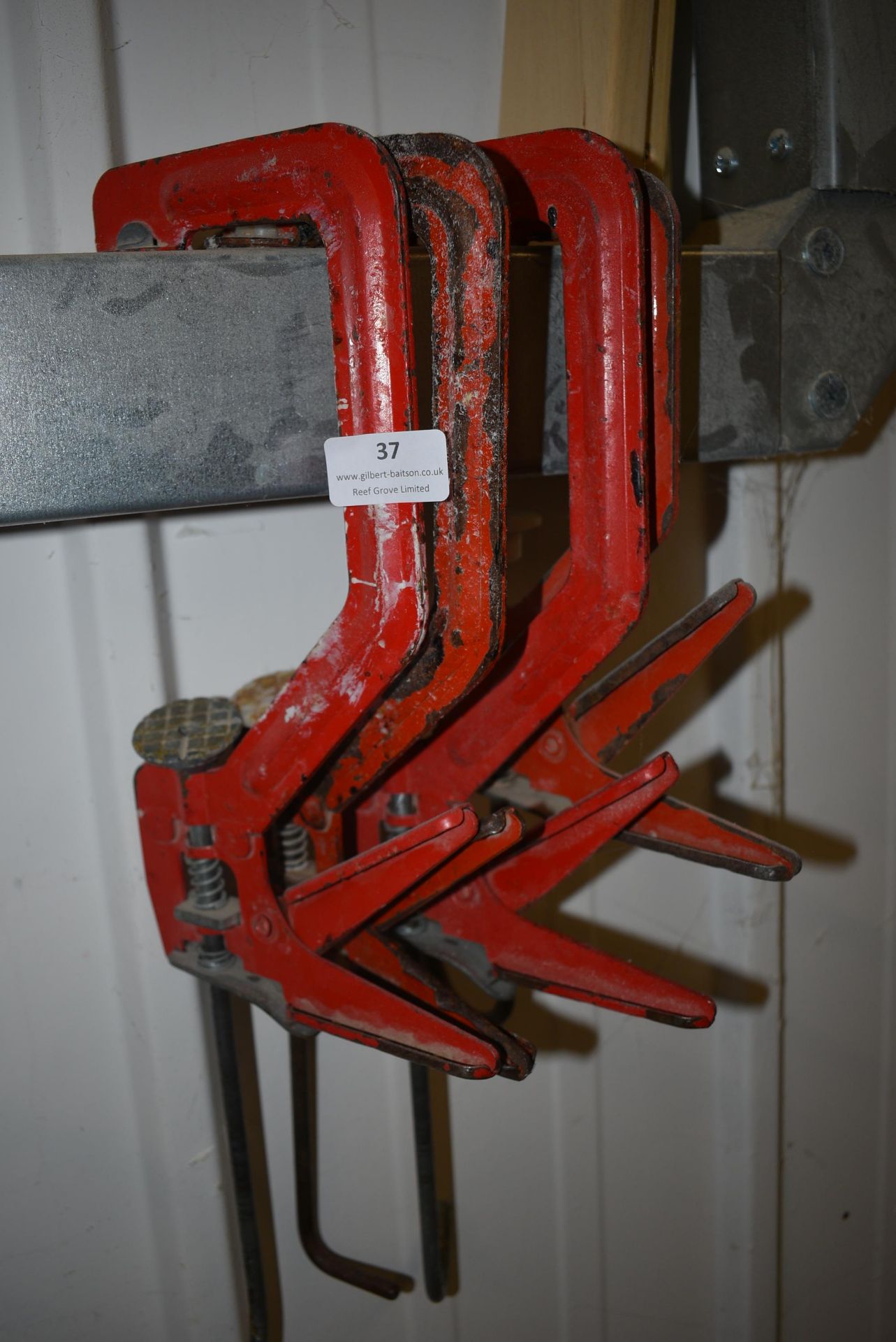 *Four Quick Release Clamps