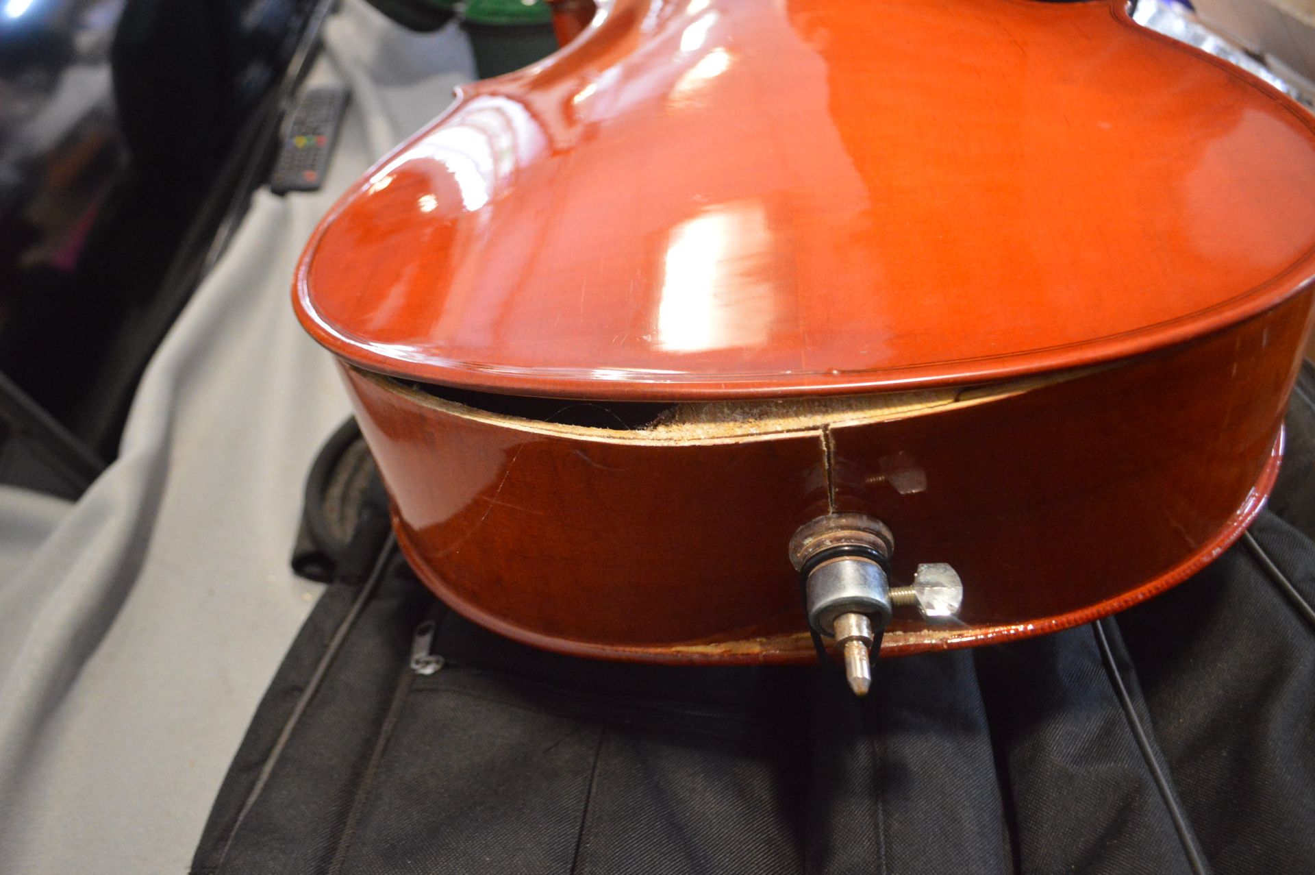 3/4 Cello with Soft Bag (AF - requires restoration) - Image 2 of 2