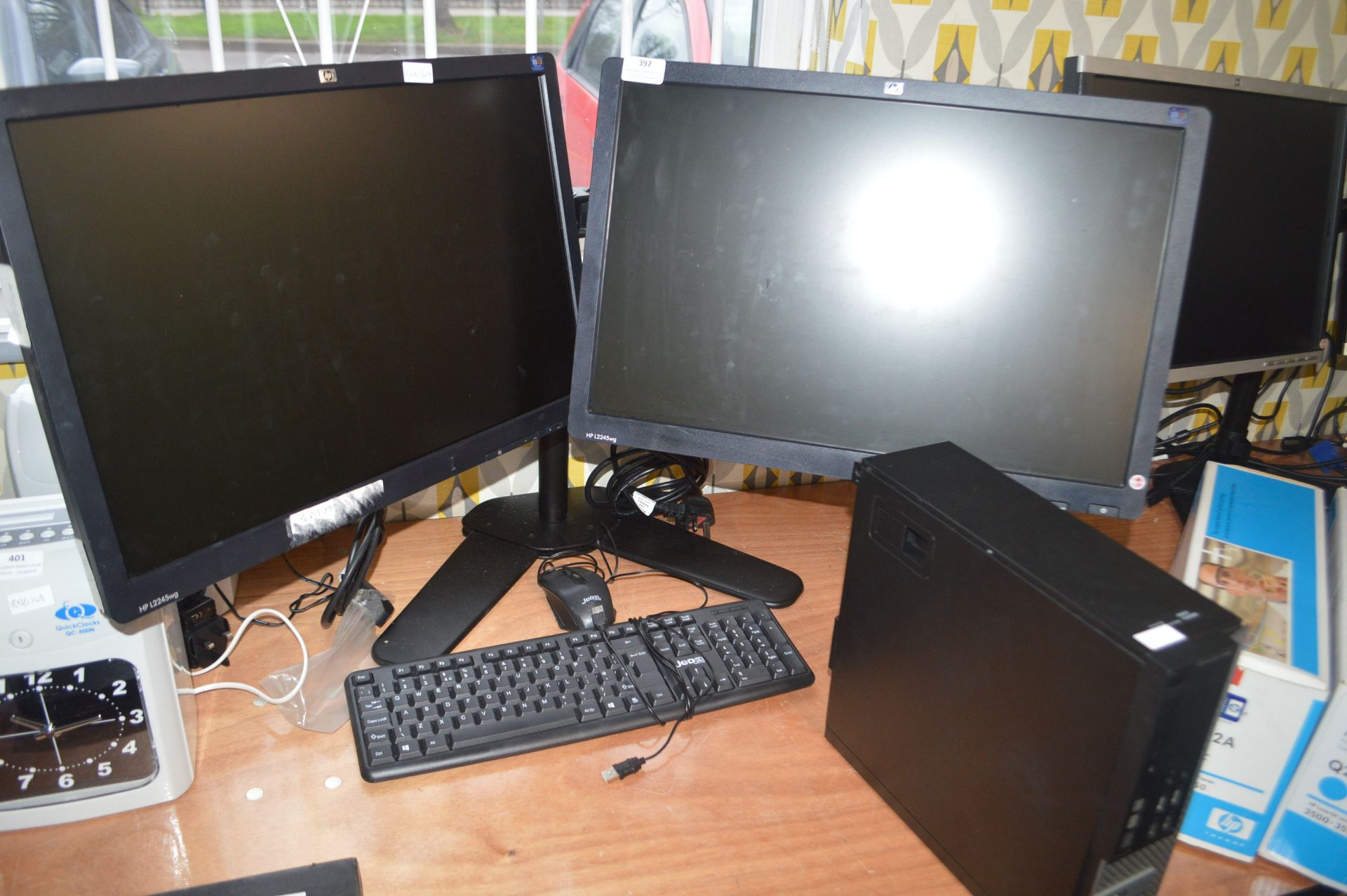 *Dell Optiplex 7020 Computer, Two HP 22" Monitors,