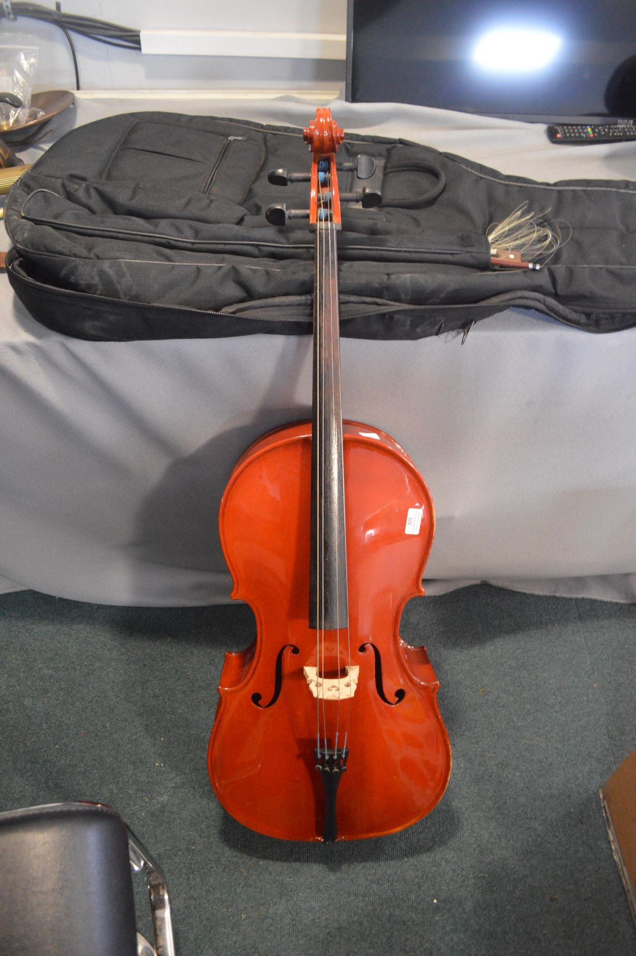 3/4 Cello with Soft Bag (AF - requires restoration)