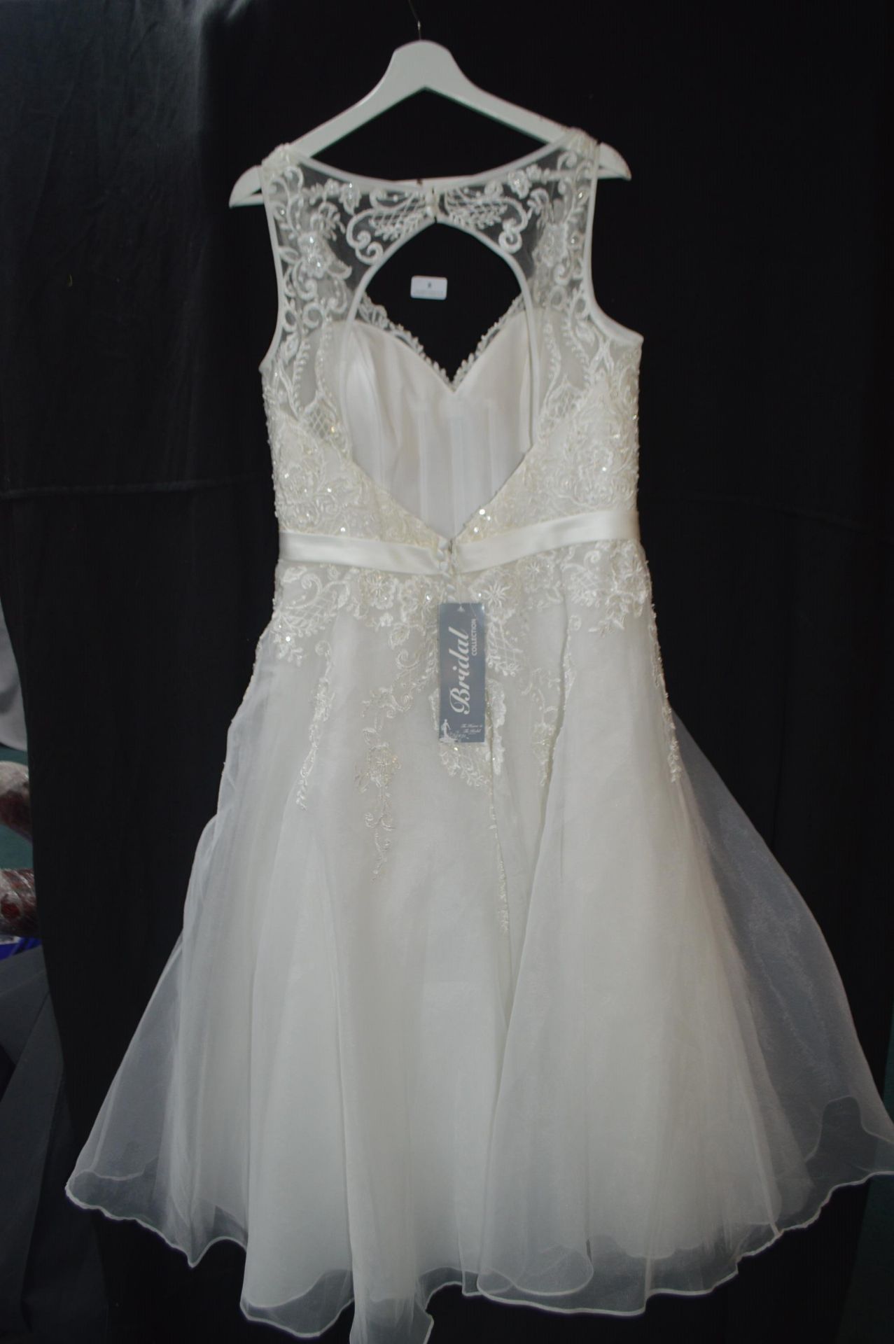 Ivory Wedding Dress by Ella Rosa for Private Label Size: 16/18 - Image 2 of 2